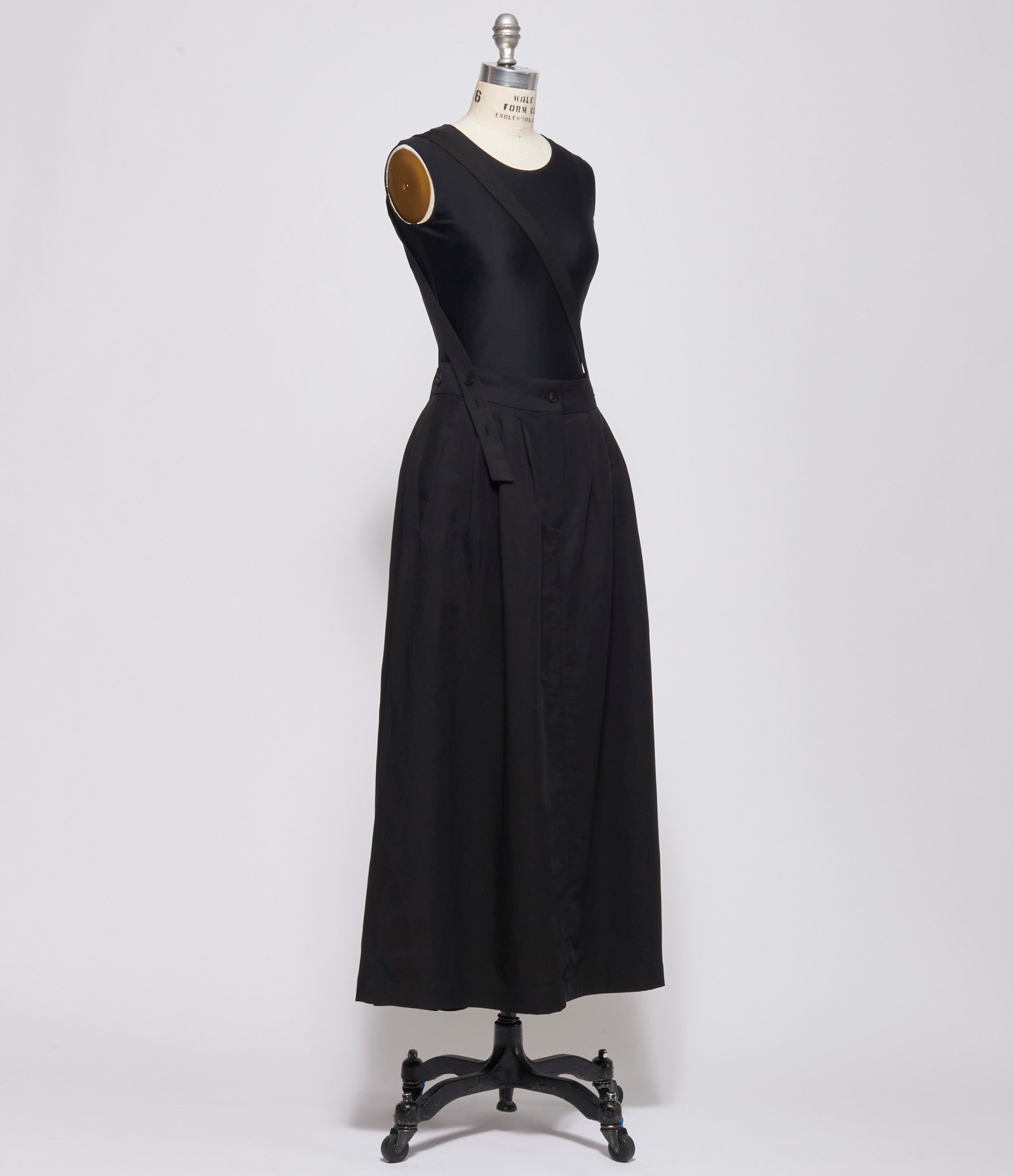 Forme D'Expression Women Black Long Barrel Skirt