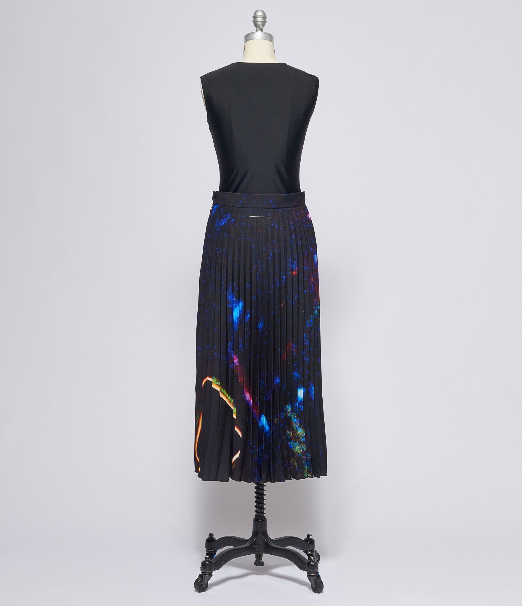 MM6 Maison Margiela Galaxy Pleated Skirt