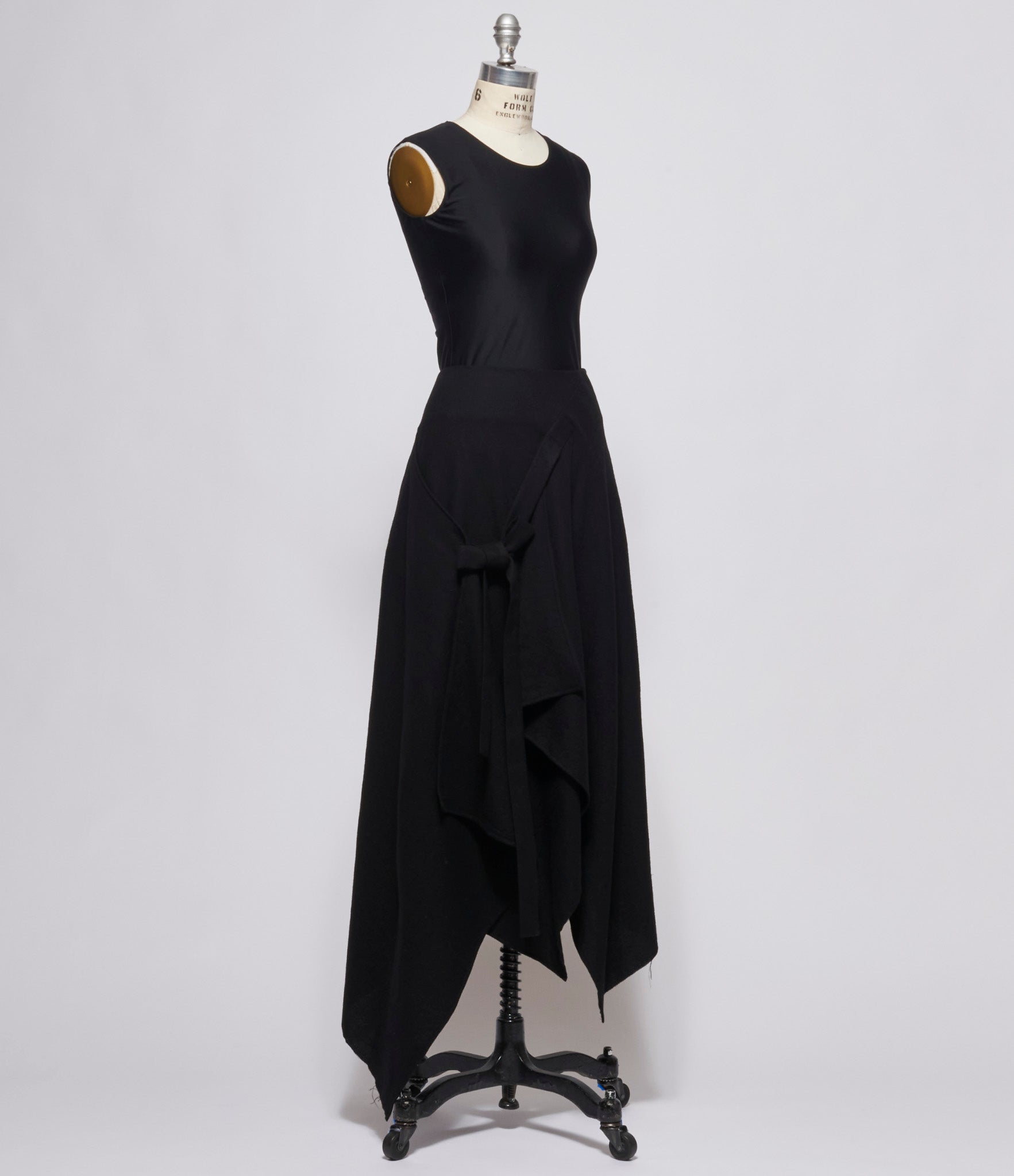 Forme D'Expression Women Black Blanket Skirt