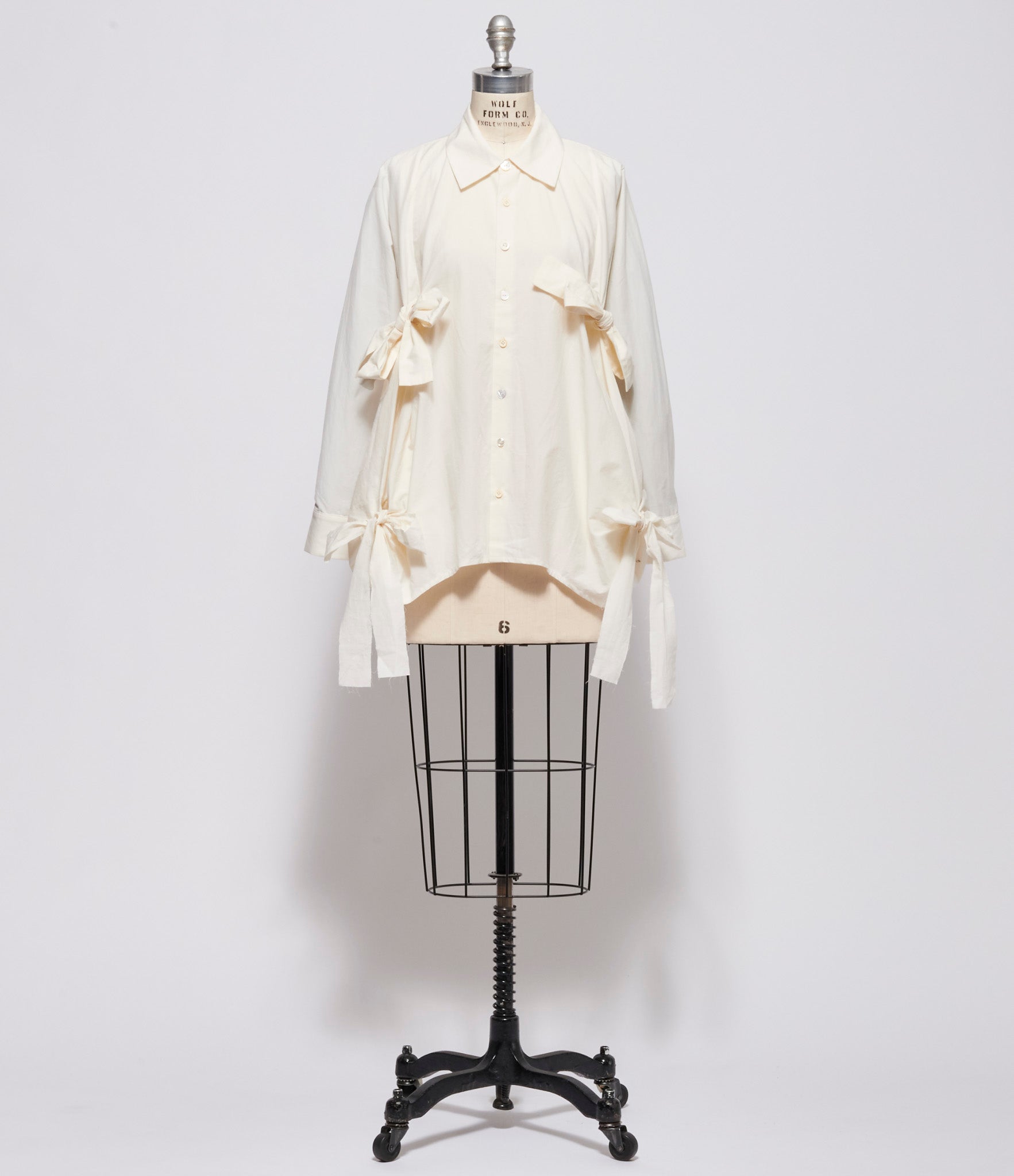 A Tentative Atelier Women Annette V. DH Off White Jacket