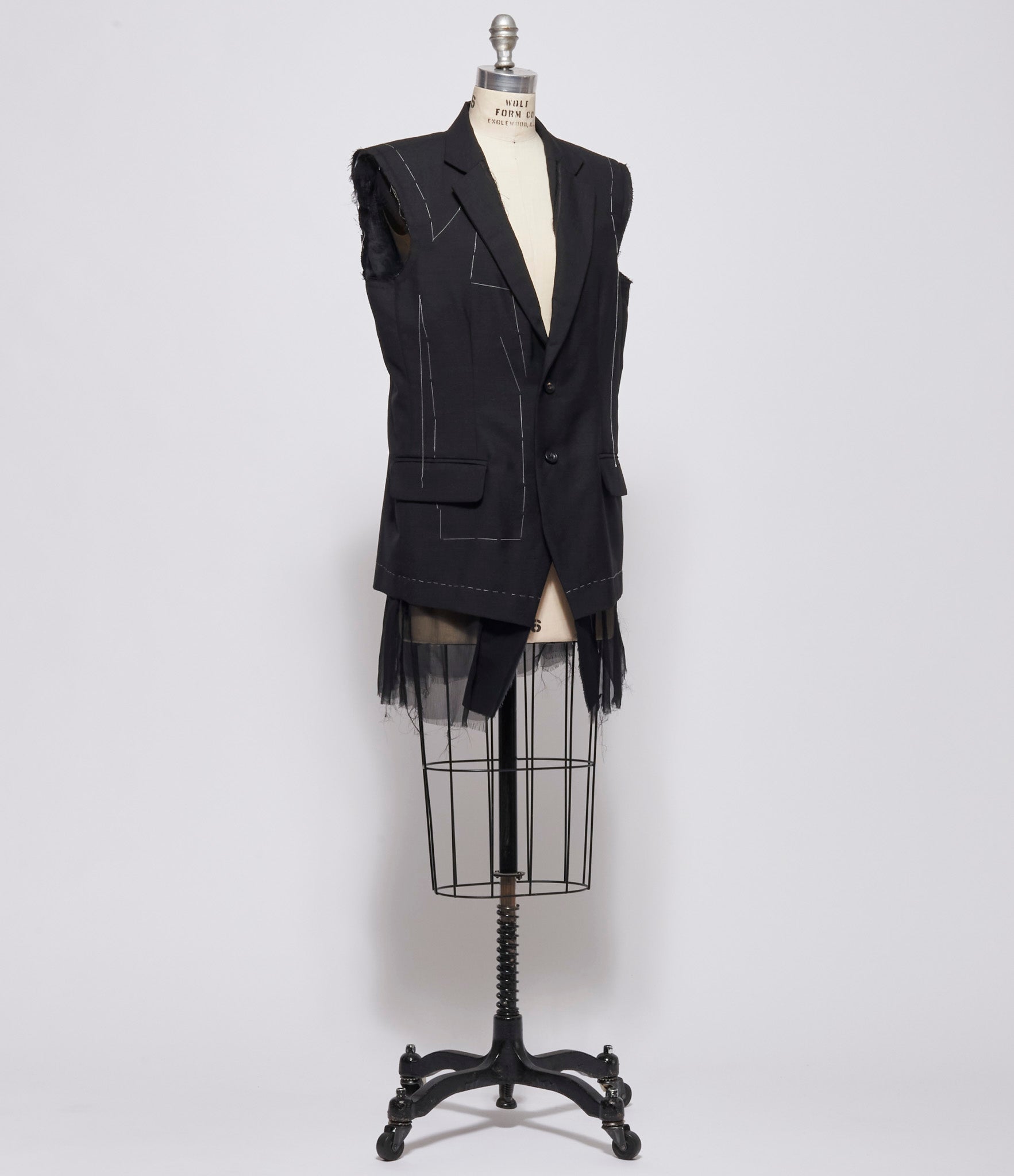 A Tentative Atelier Women Black Tailored Vest