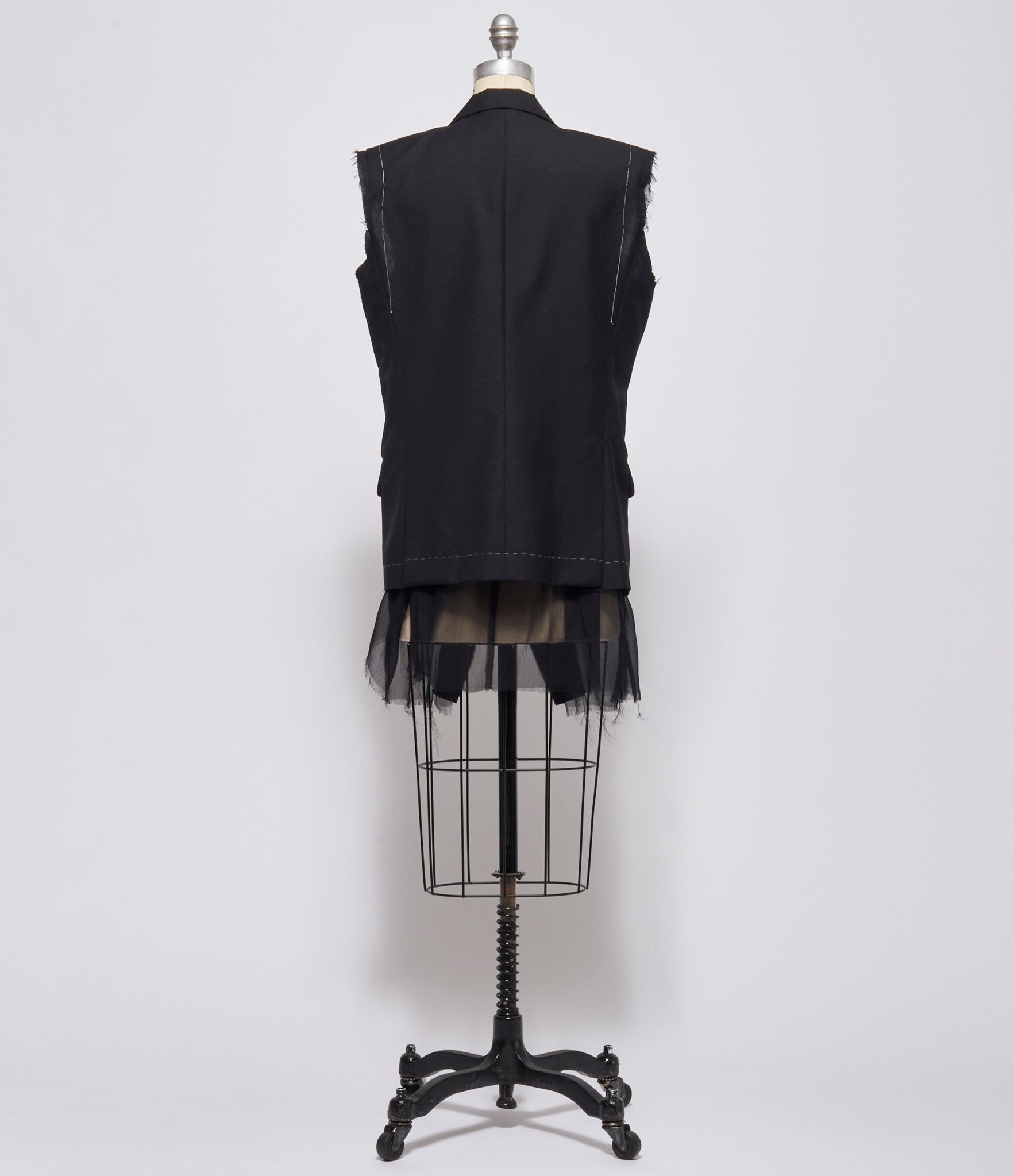 A Tentative Atelier Women Black Tailored Vest