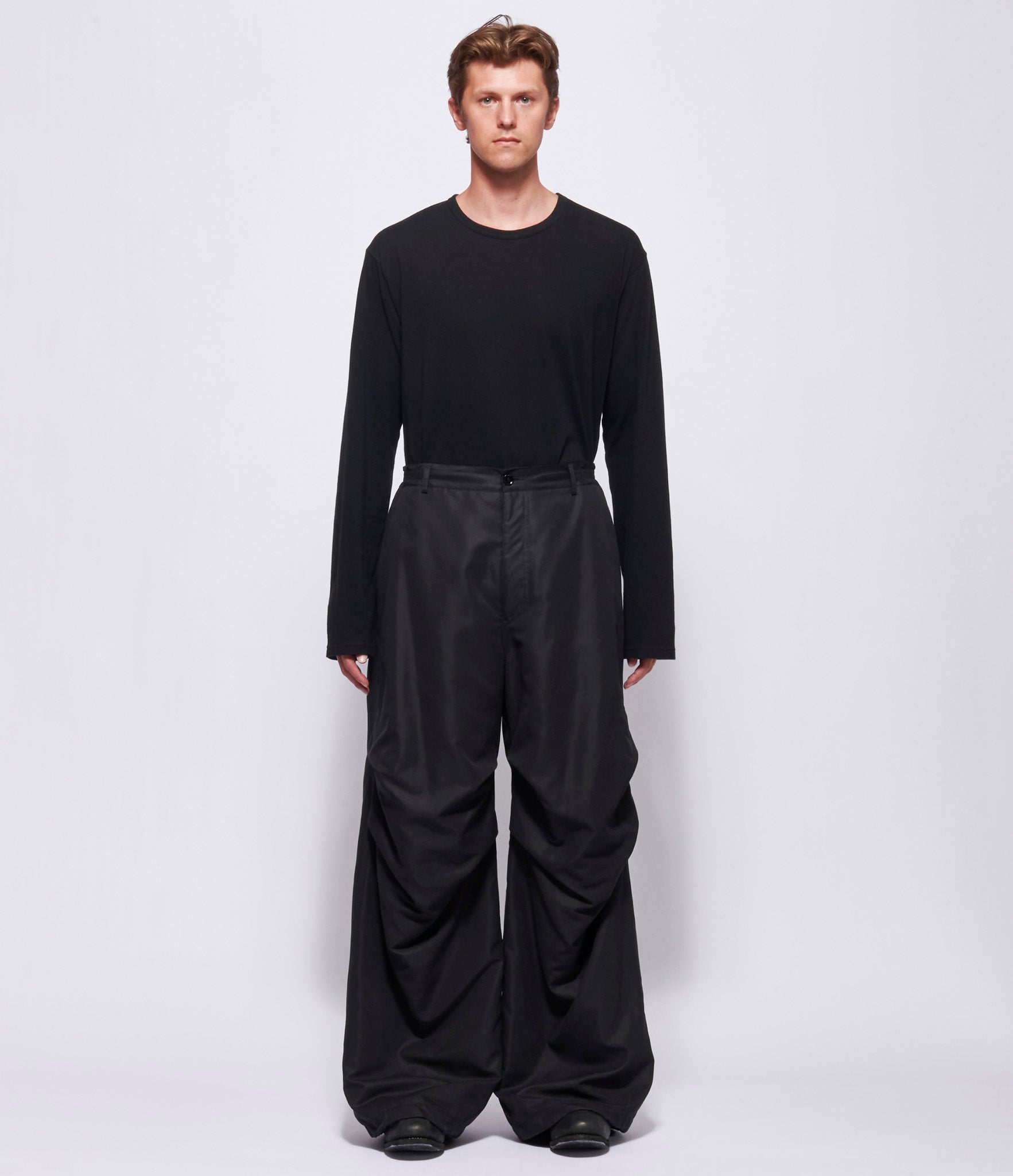 MM6 Maison Margiela Mens Pleated Knee Pants