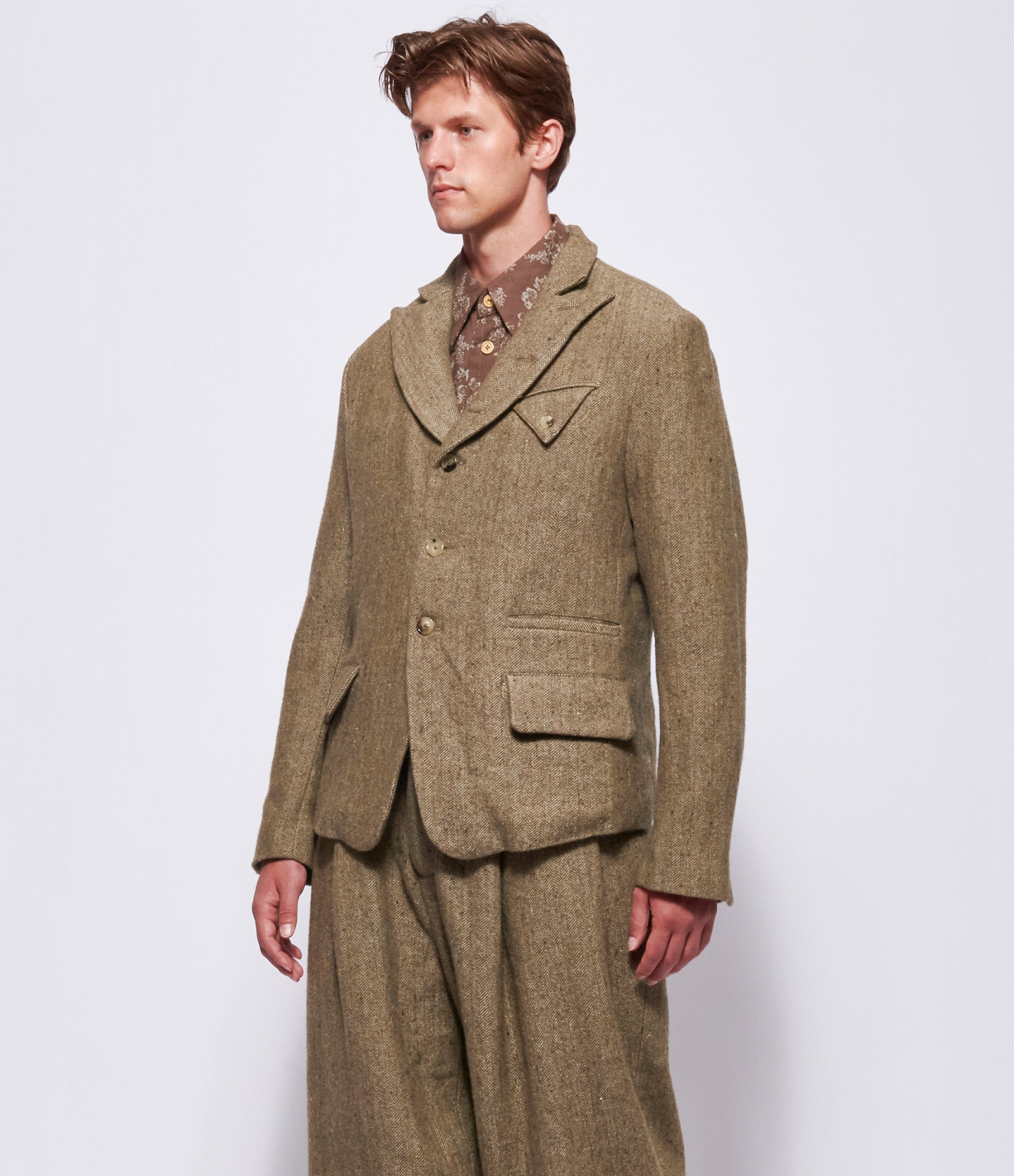 A Tentative Atelier Men Marcus Brown Olive Jacket