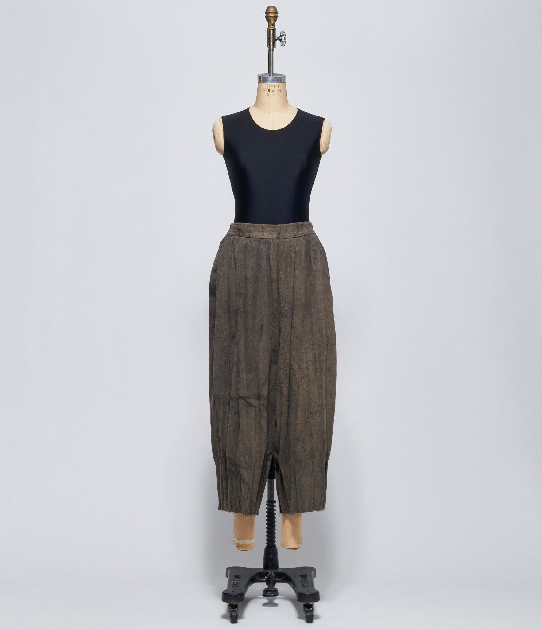 Chiahung Su Women Hand Dyed Pleated Wide Trouser