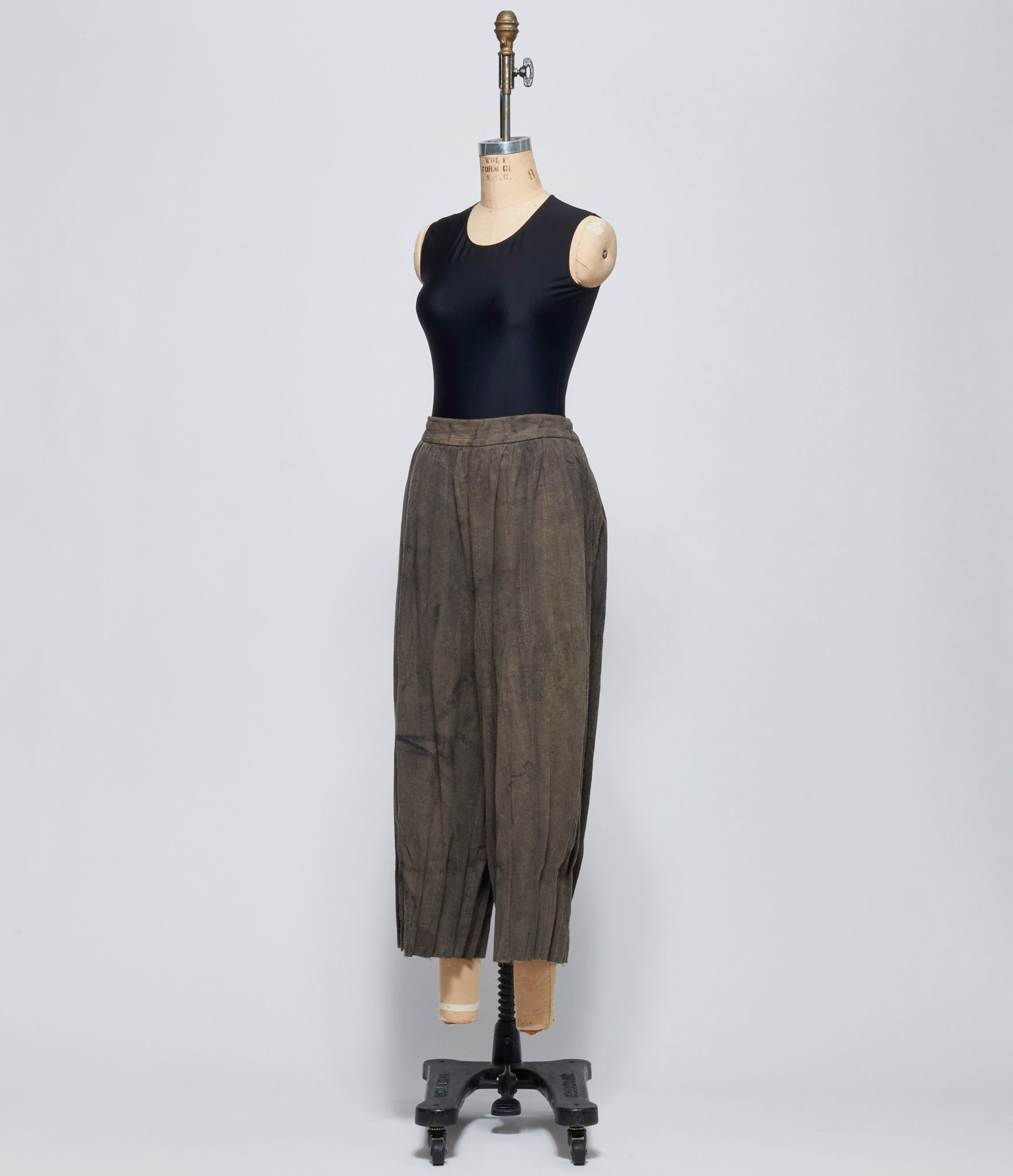 Chiahung Su Women Hand Dyed Pleated Wide Trouser