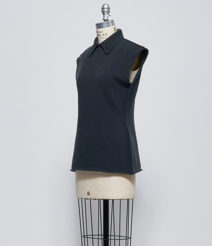 Sofie D'Hoore Women May Knit