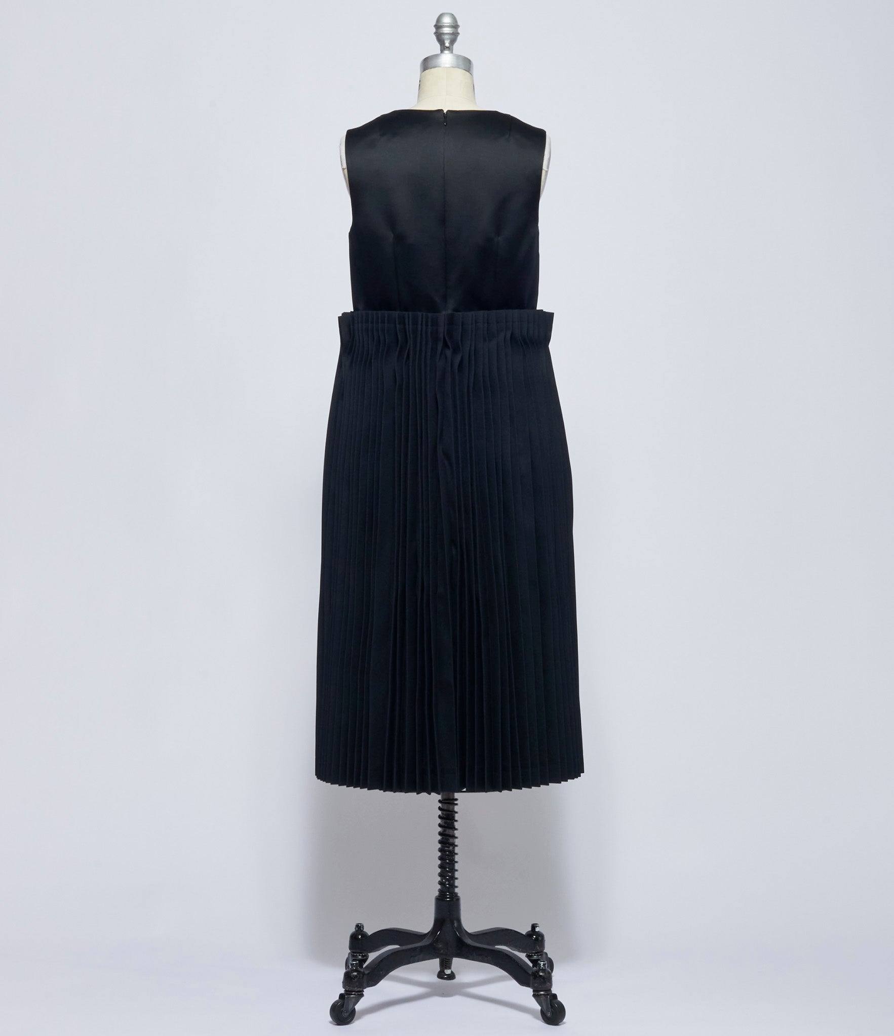 Comme Des Garcons Womens Accordion Pleated Skirt Dress