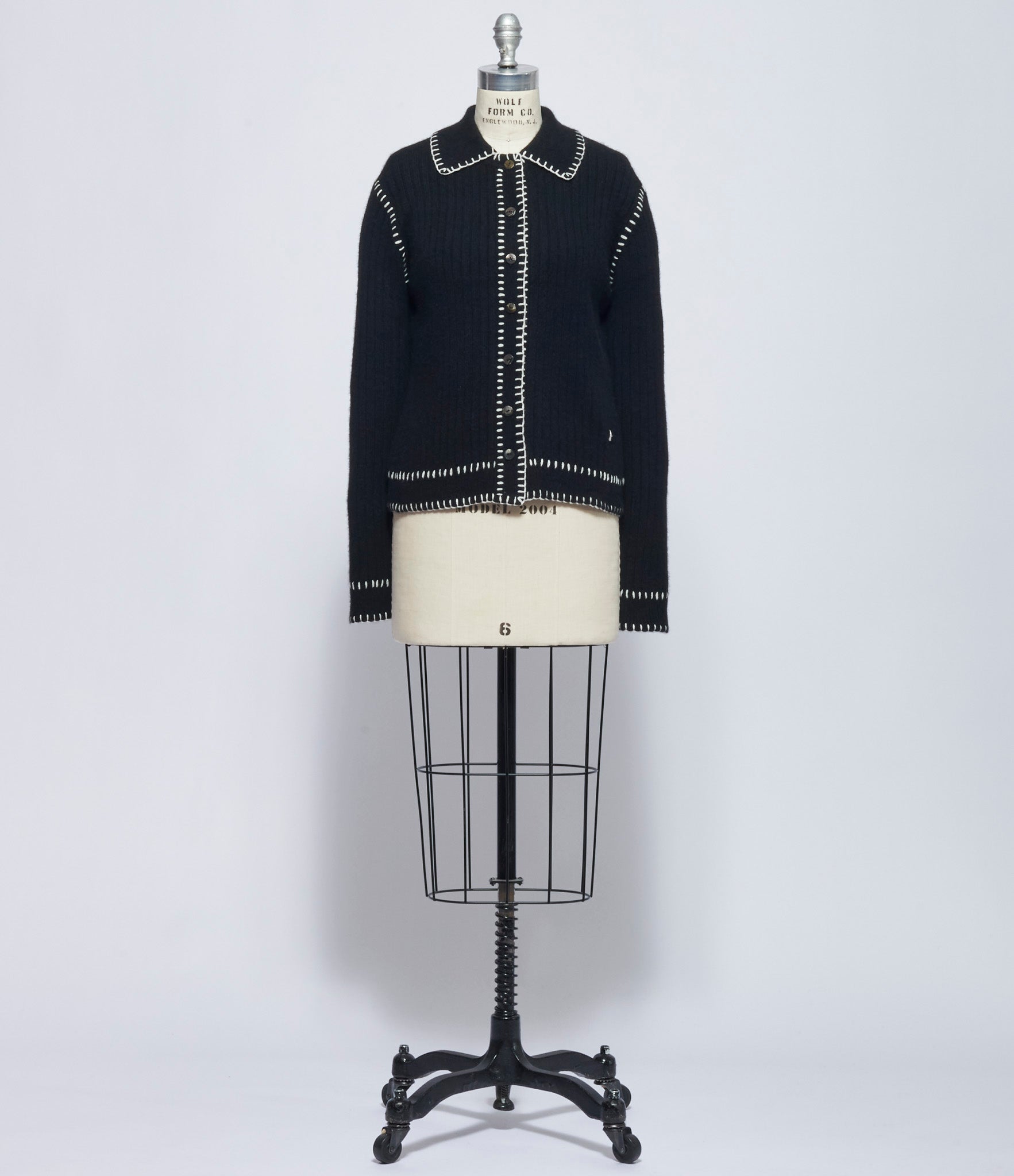 A Tentative Atelier Womens Handstich Cardigan