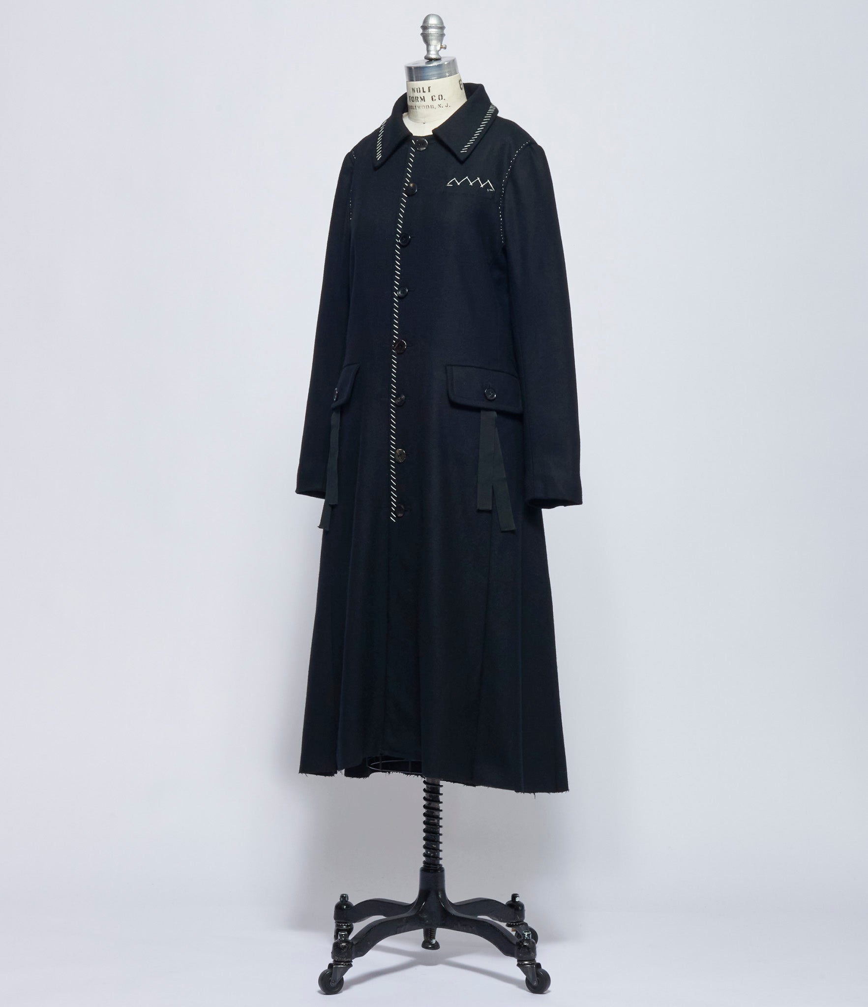 A Tentative Atelier Womens Madeline Coat
