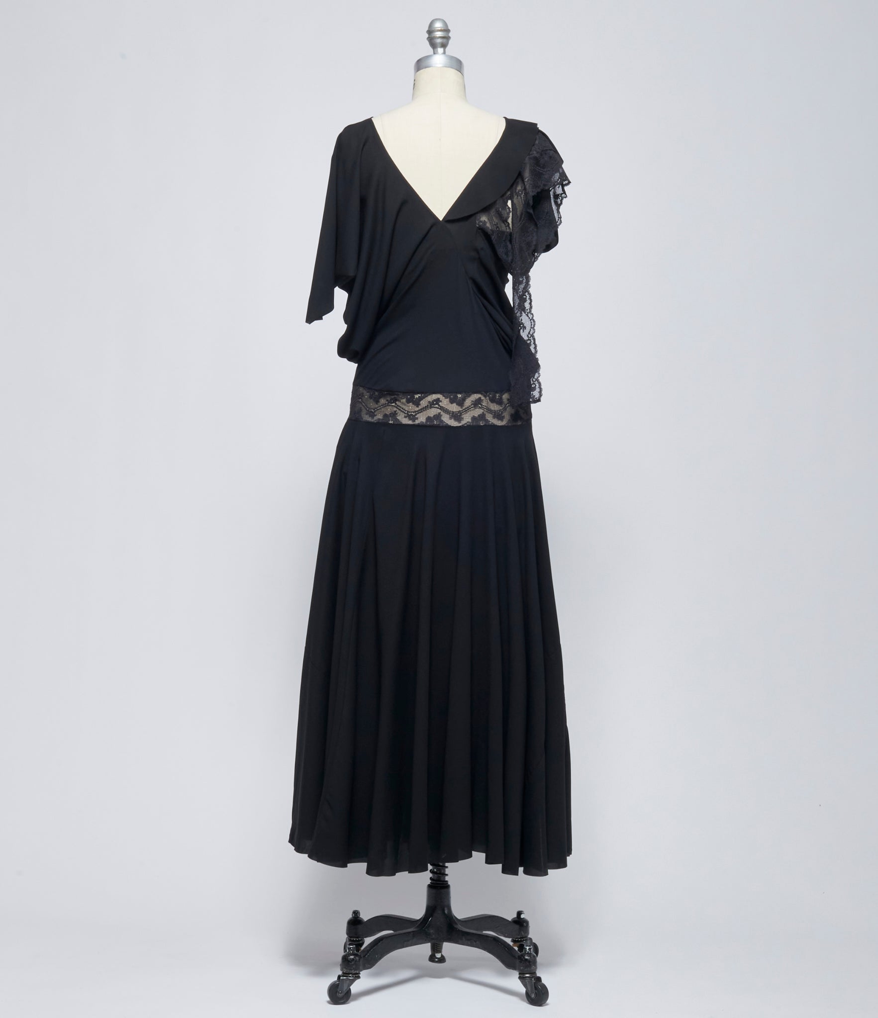 SS26 Junya Watanabe Womens Asymmetric Lace Trim Dress – IfSohoNewYork