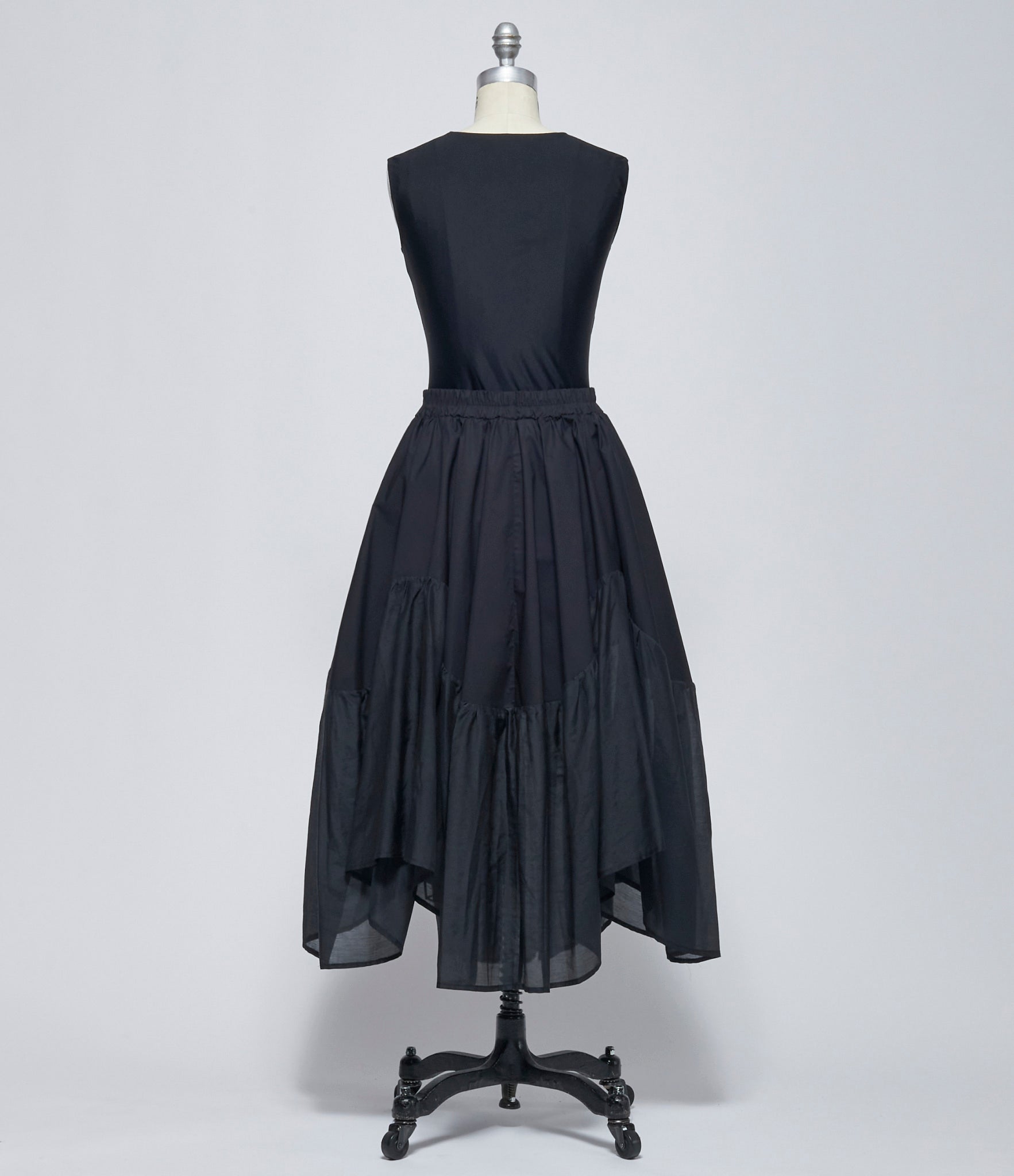 SS26 Replika Black White Stitch Skirt