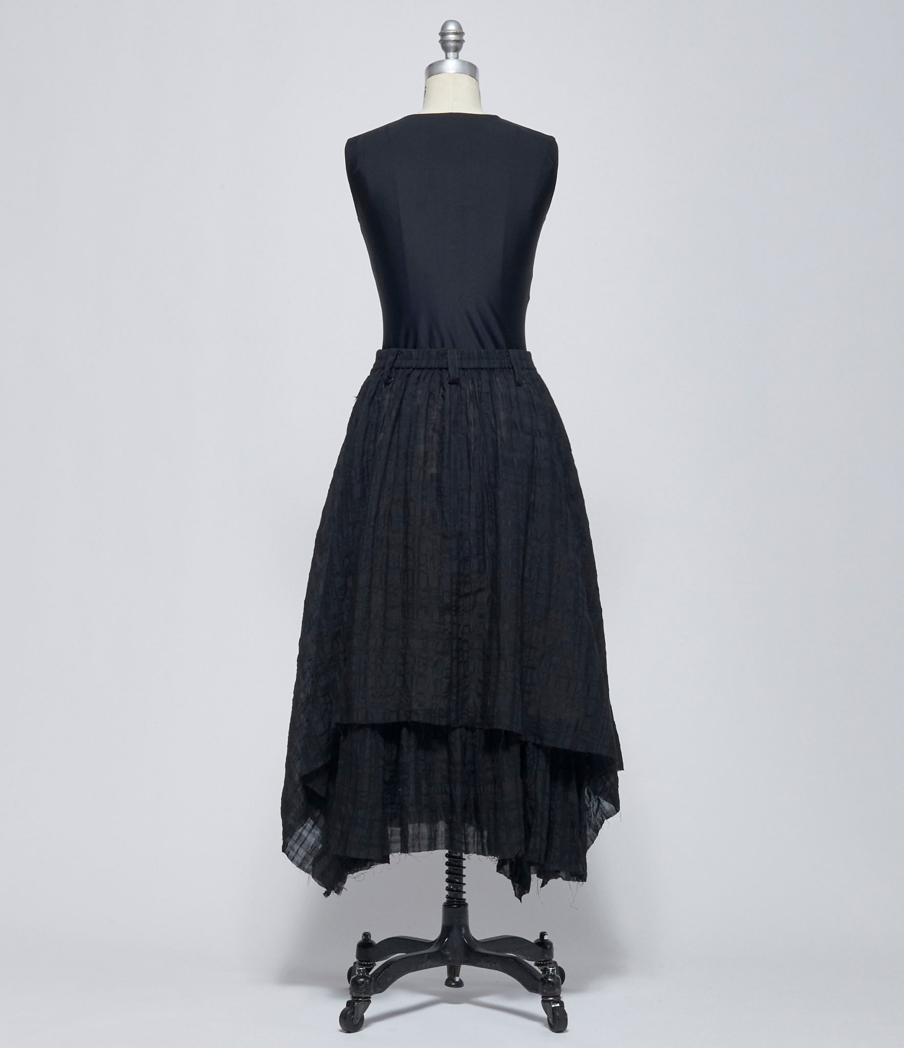 SS26 Chiahung Su Womens Black Ruffle Skirt