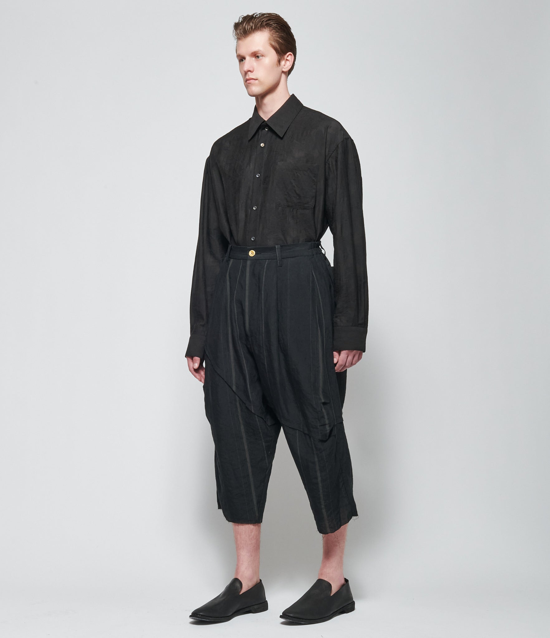 SS26 Chiahung Su Mens Linen Stripe Cropped Pants