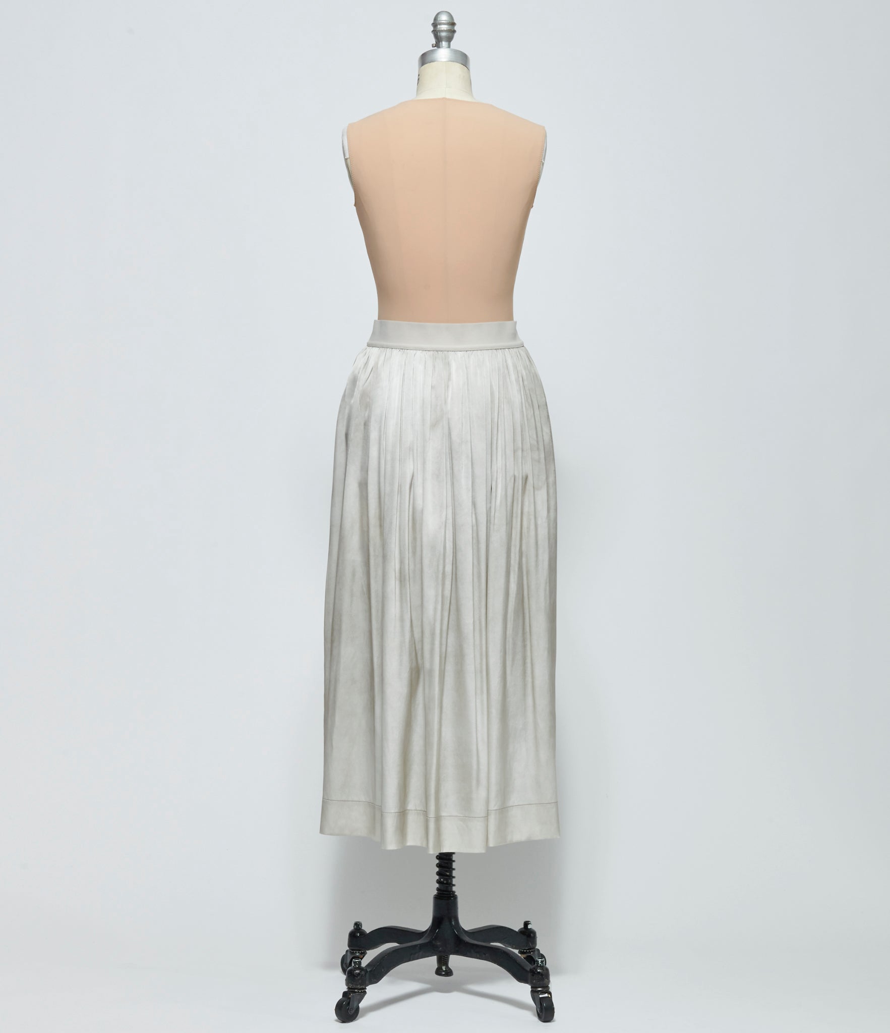 SS26 Uma Wang Womens White Pearl Gillian Skirt