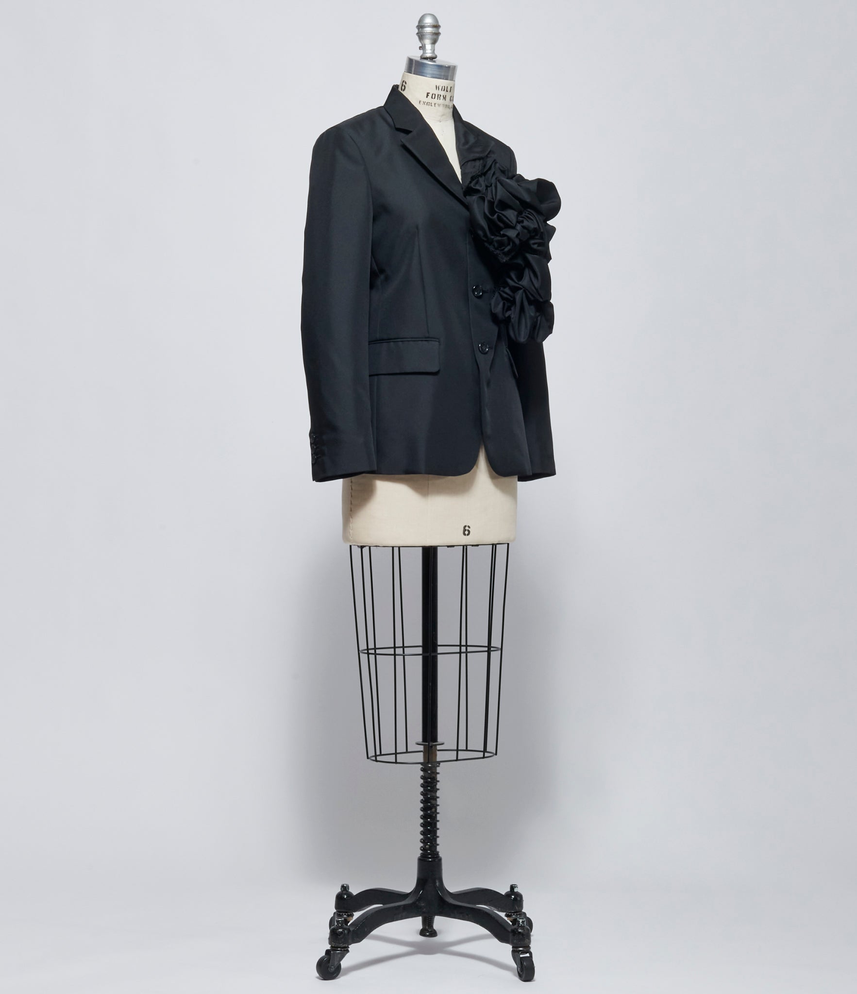 FW26 Comme des Garçons Womens Black Ruffle-Appliqué Tailored Jacket