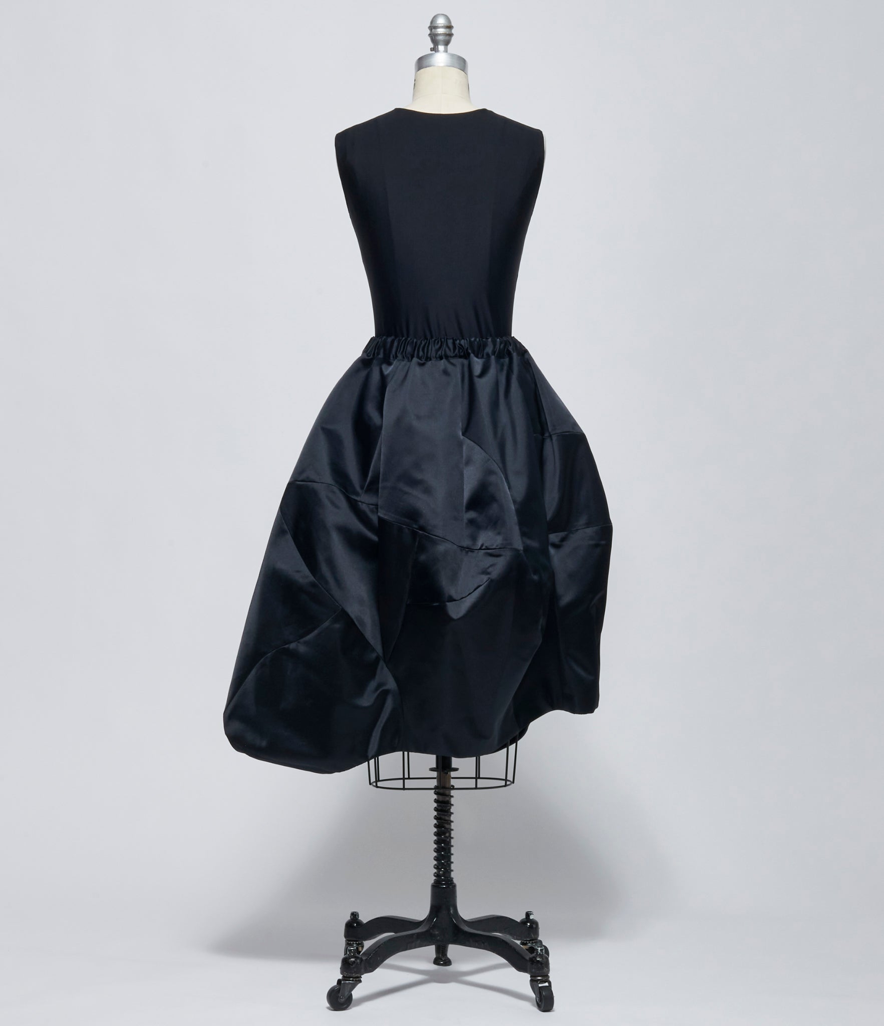 FW26 Comme des Garçons Womens Black Sculpted Satin Skirt