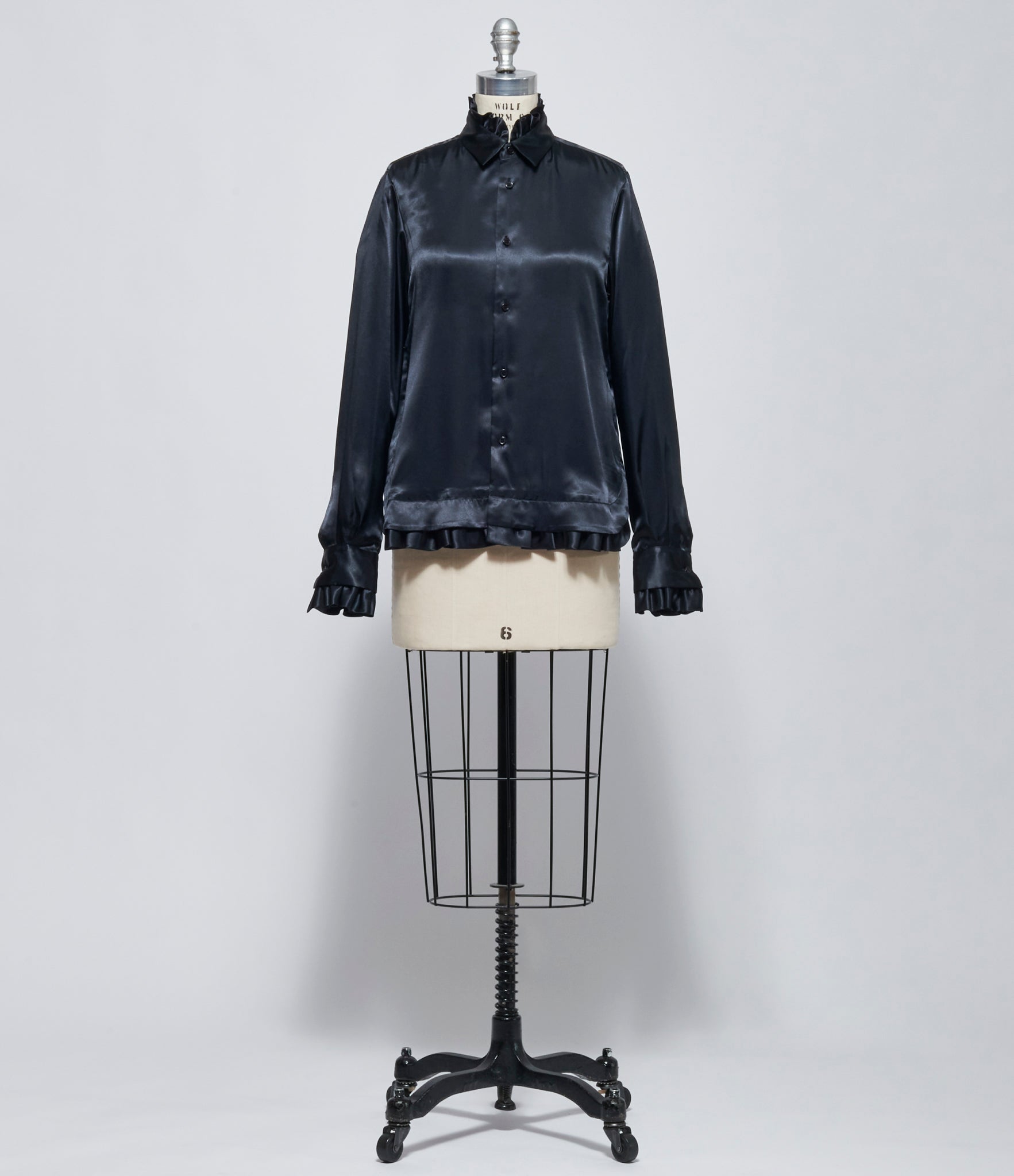 FW26 Comme des Garçons Noir Kei Ninomiya Womens Black Ruffle-Trim Satin Blouse