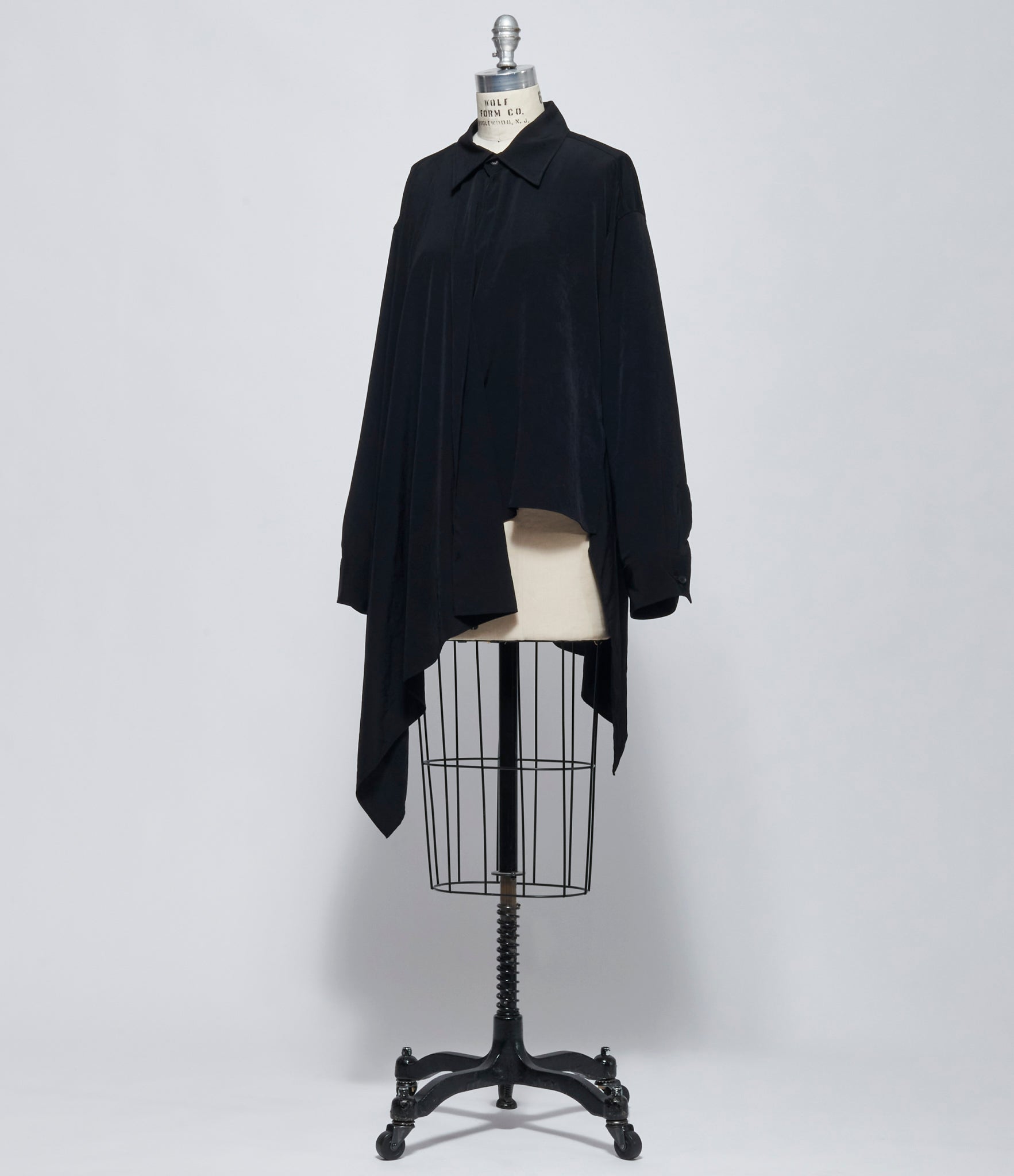 FW26 Yohji Yamamoto Womens R Long Asymmetric Blouse Black