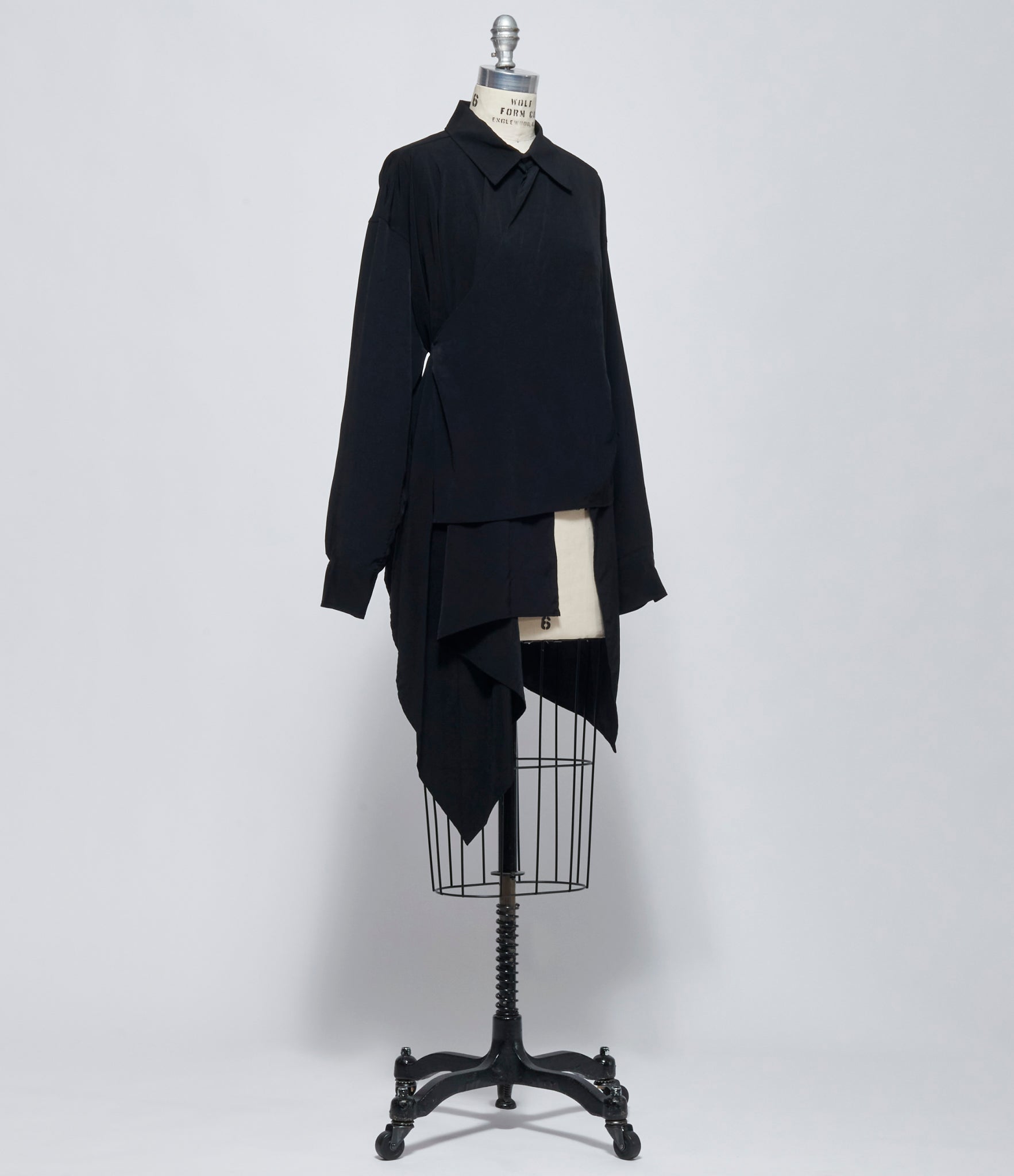 FW26 Yohji Yamamoto Womens R Long Asymmetric Blouse Black