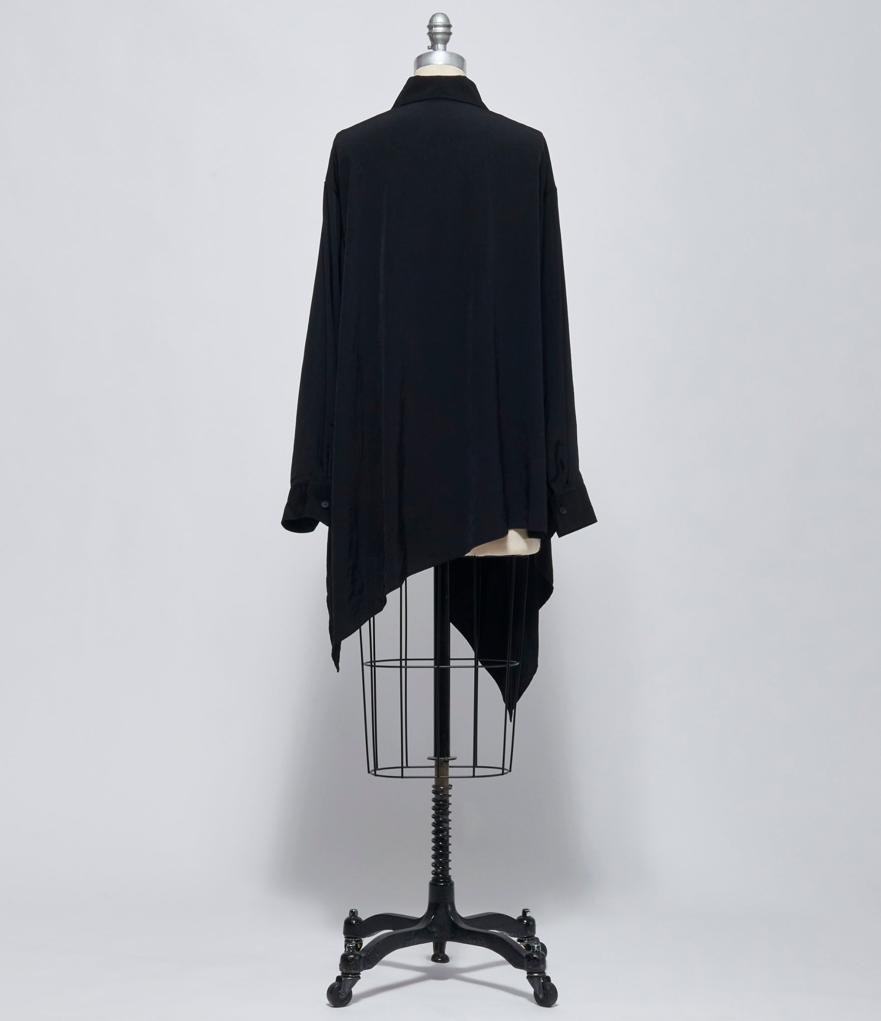 FW26 Yohji Yamamoto Womens R Long Asymmetric Blouse Black