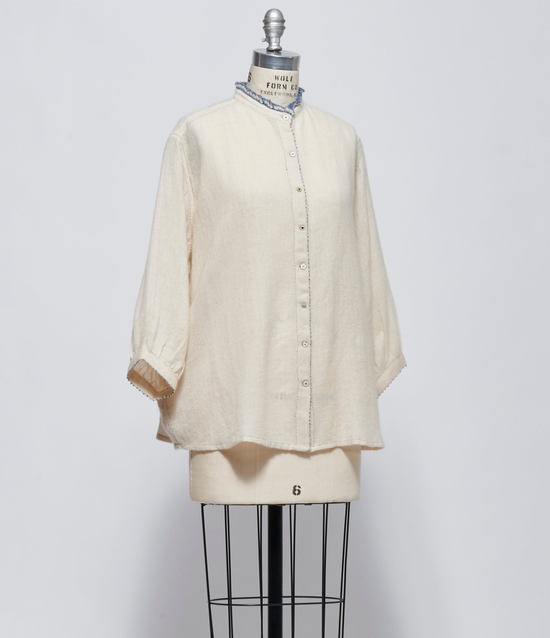 FW26 Pero Womens Ivory Pashmina Ruffle Collar Shirt