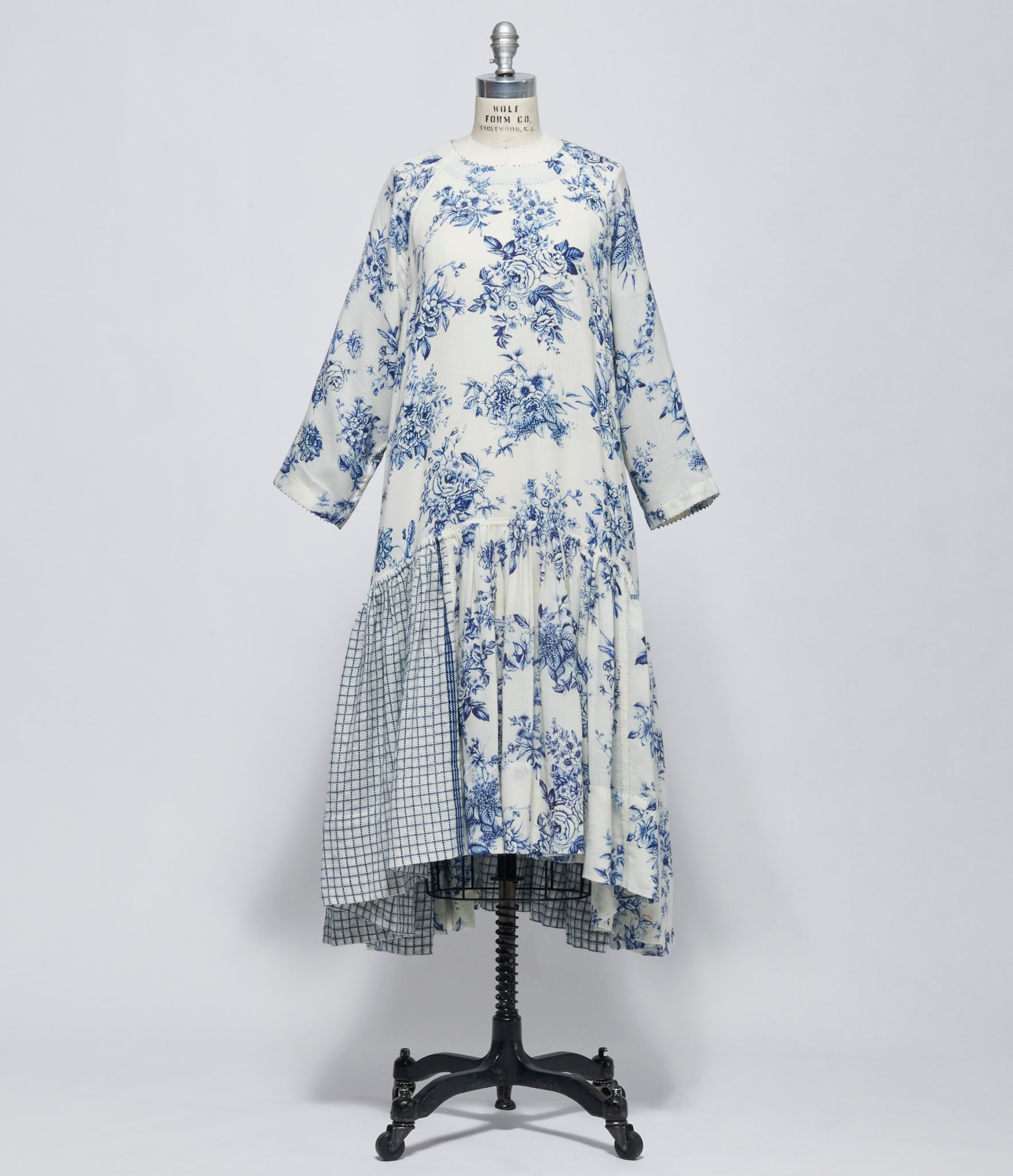 FW26 Pero Womens Ivory and Blue Floral Wool Panel Dress