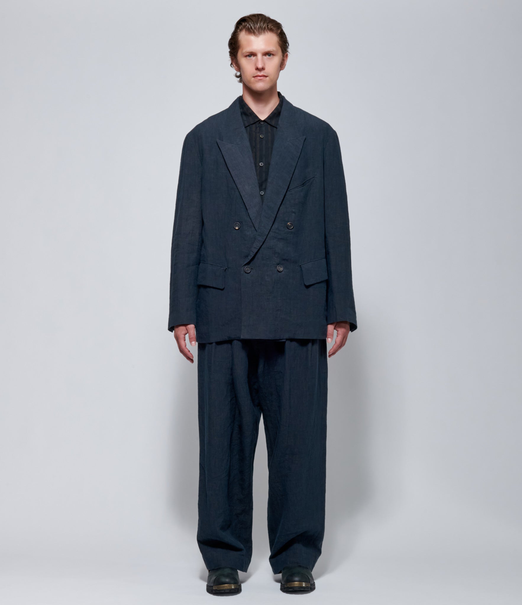 Ziggy Chen Mens Double-Breasted Linen Blazer in Navy