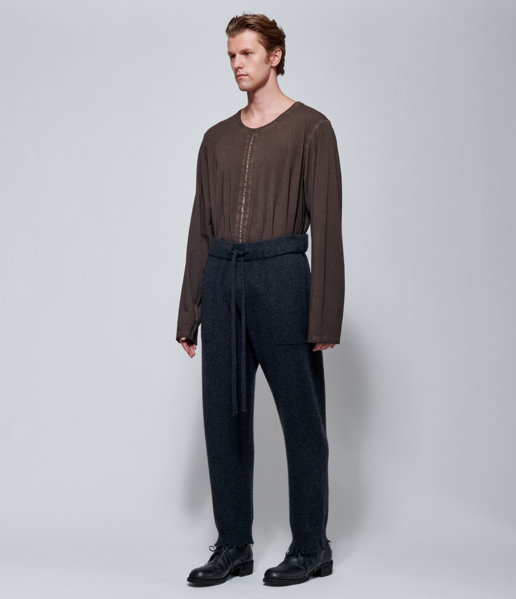 FW26 Uma Wang Mens Ankle Wool Drawstring Pants in Dark Grey