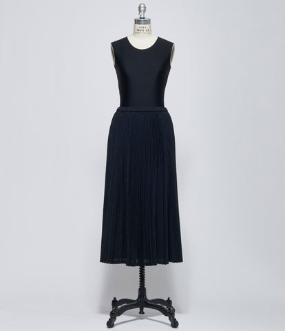 FW26 Junya Watanabe Womens Black Pleated Pin-Stripe Skirt