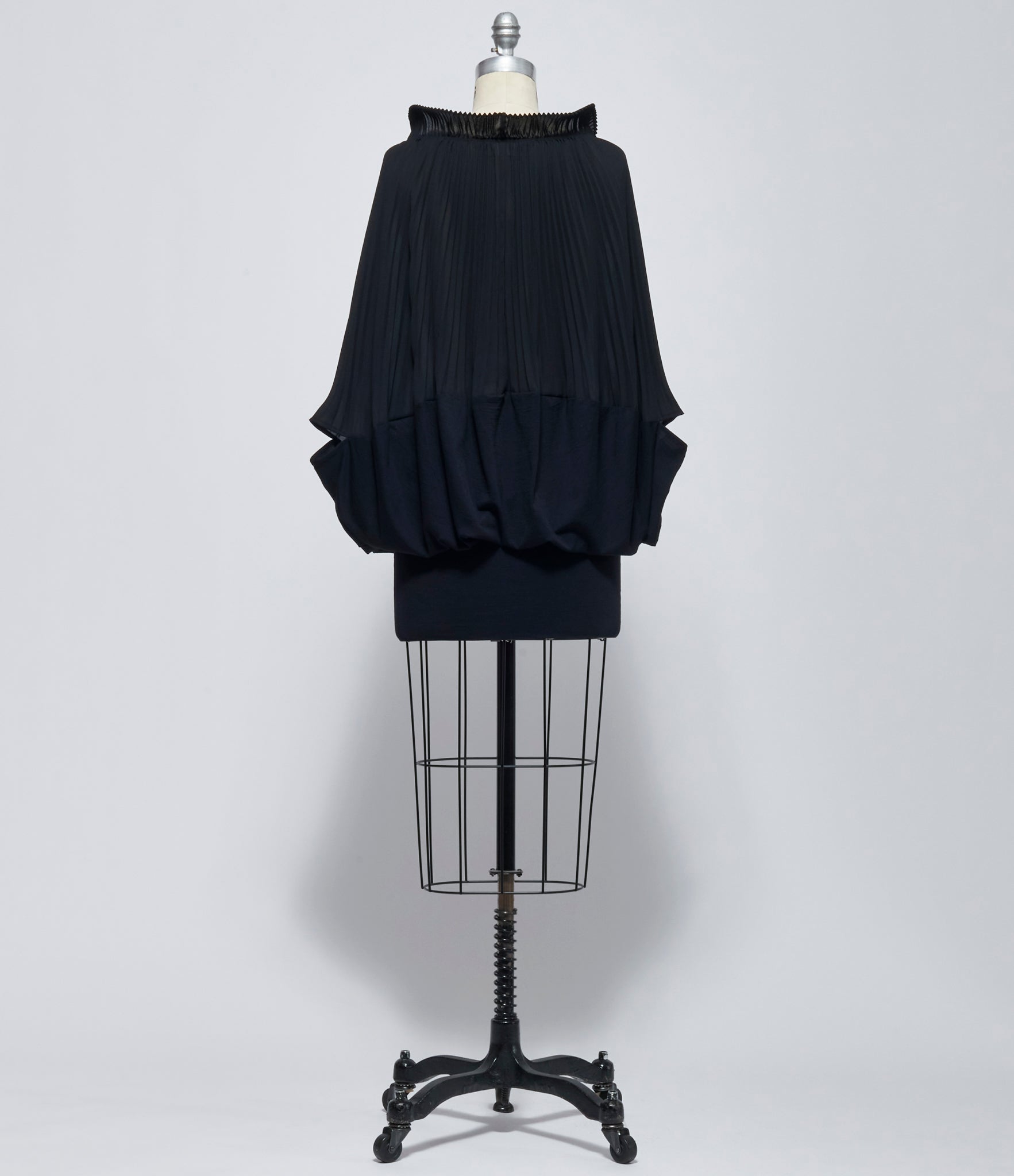 FW26 Junya Watanabe Womens Black Pleated Wool-Blend Draped Top