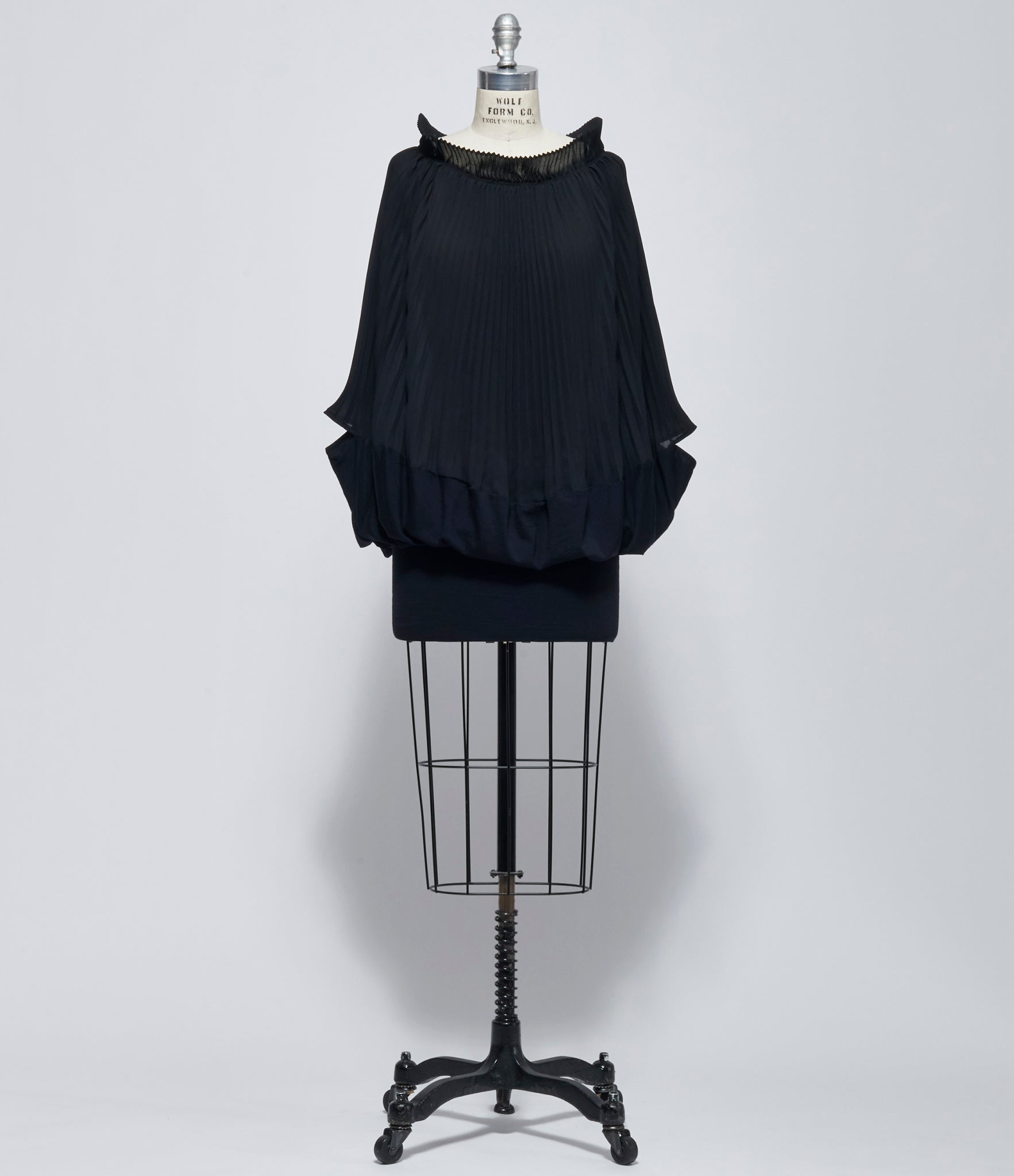 FW26 Junya Watanabe Womens Black Pleated Wool-Blend Draped Top