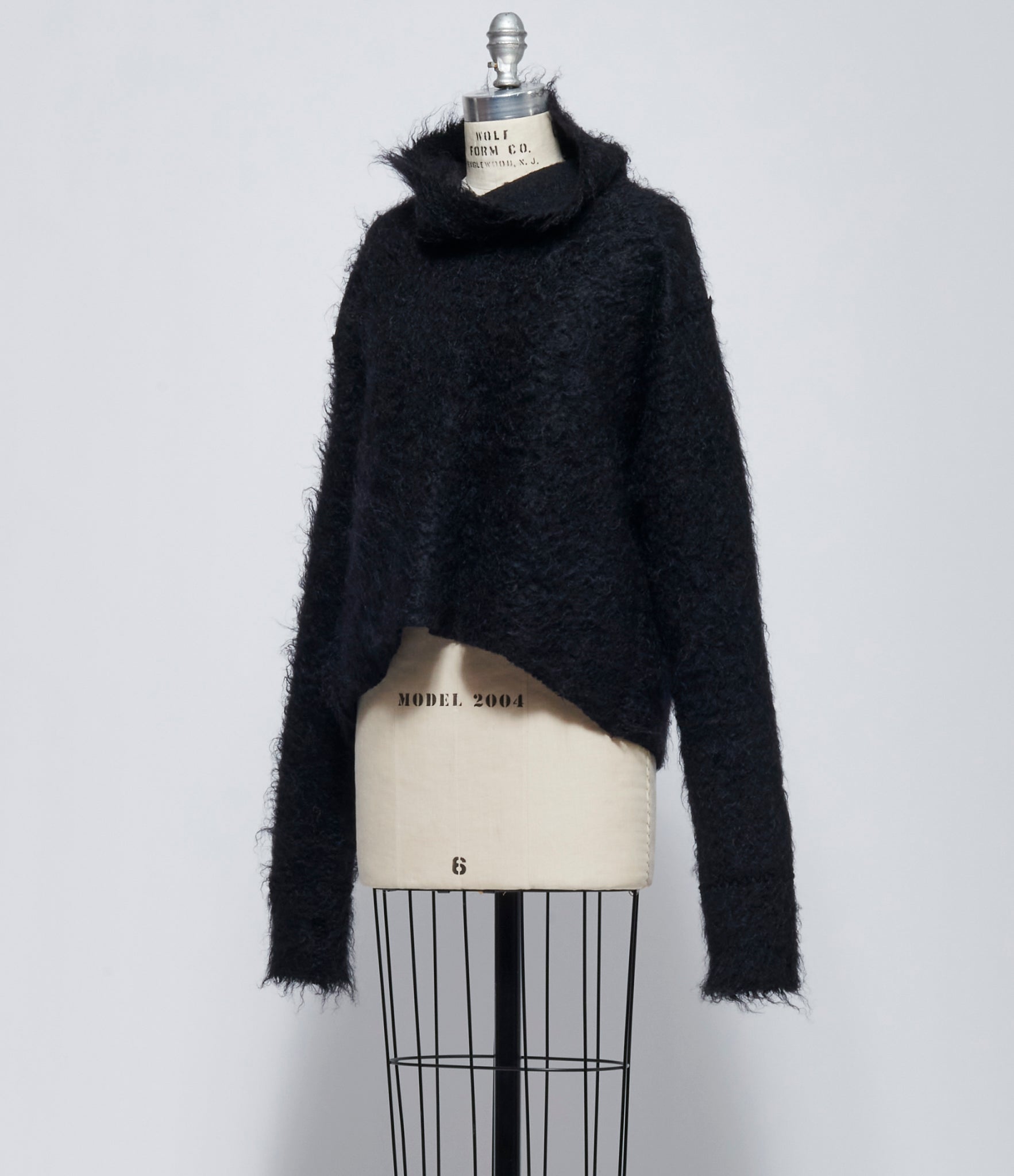 AW26 Marc Le Bihan Womens Pull Mohair Court Col Montant