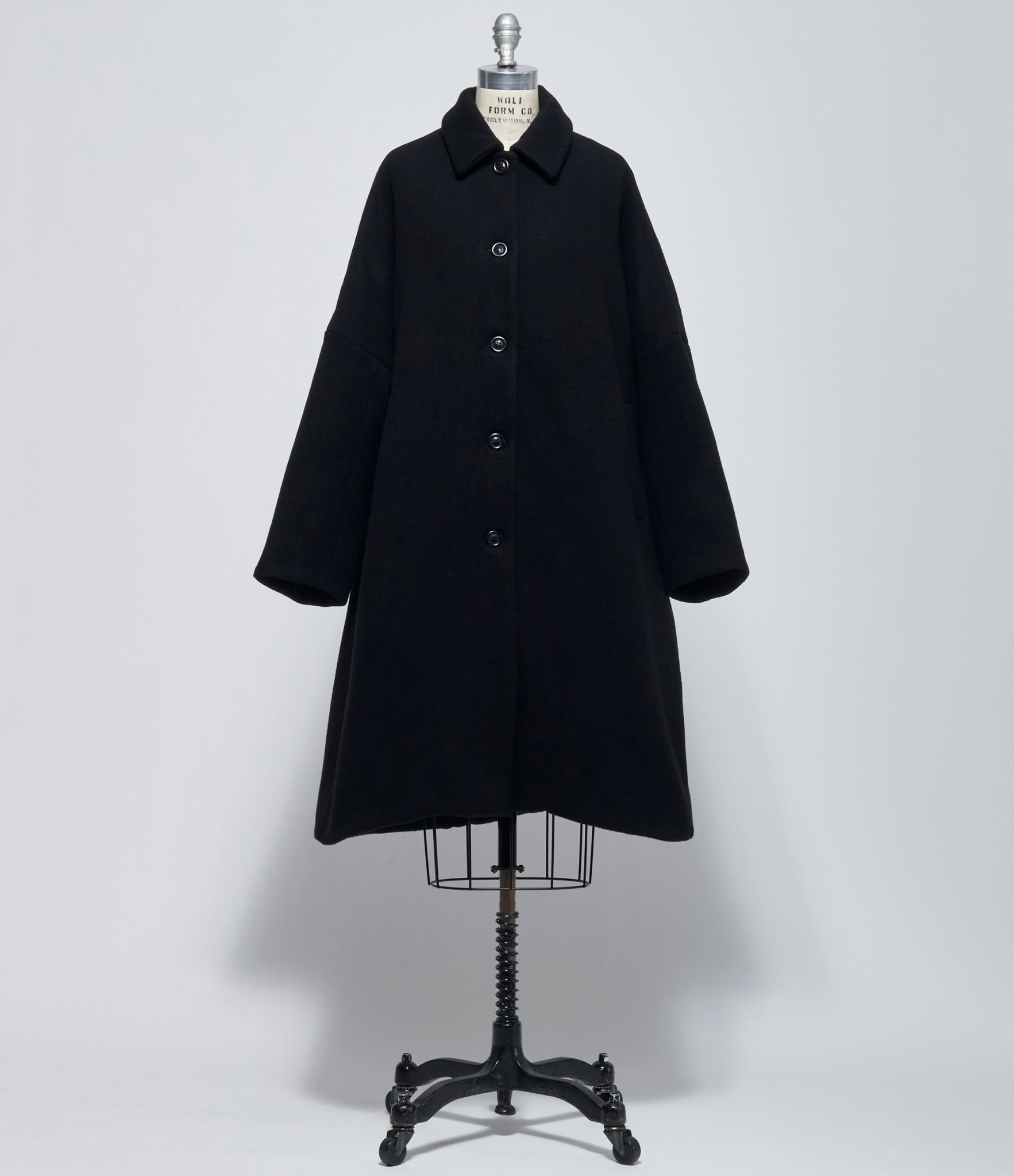 FW26 Casey Casey Womens Big Blobby Coat Black