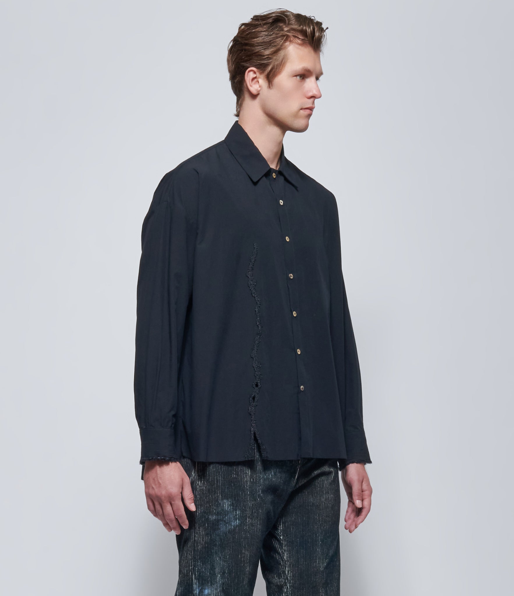 K'ANG Mens Embroidered Oversized Shirt