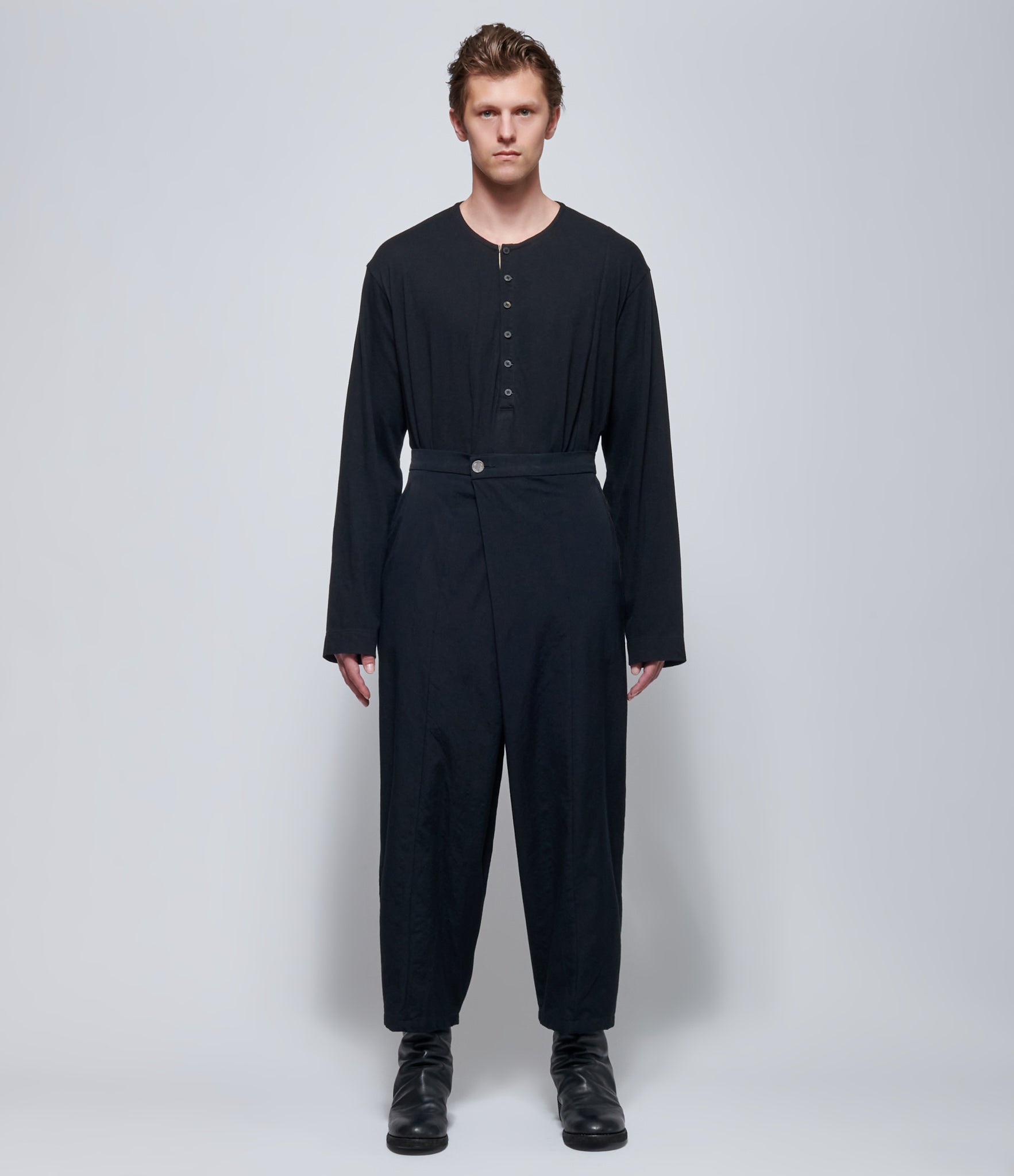 Chiahung Su Low Crotch Trousers in Black