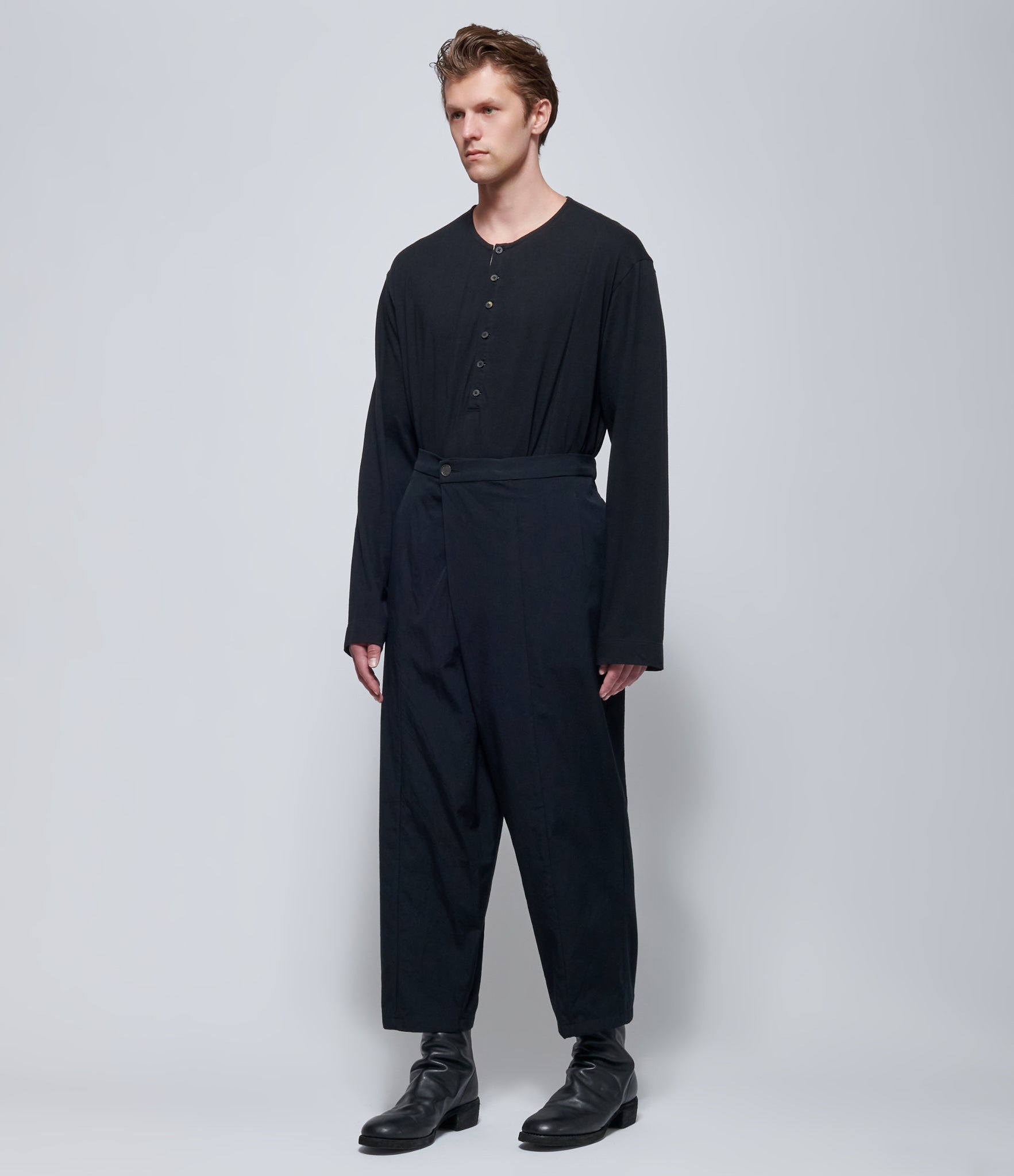 Chiahung Su Low Crotch Trousers in Black