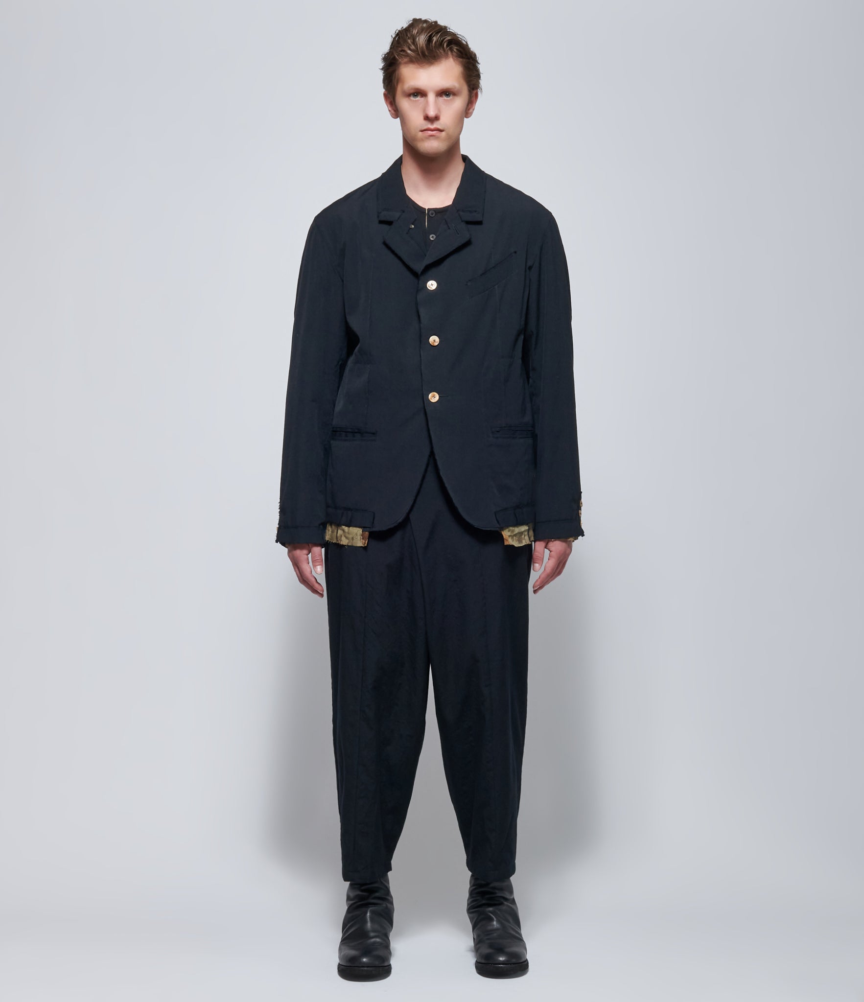 Chiahung Su Black Rawing Edge Pleated Jacket