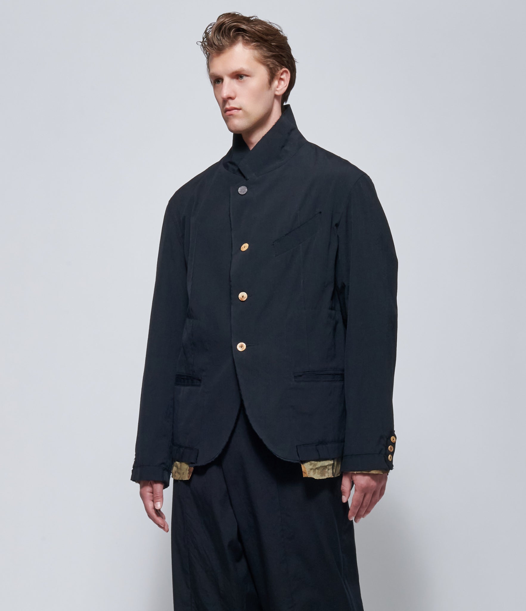 Chiahung Su Black Rawing Edge Pleated Jacket