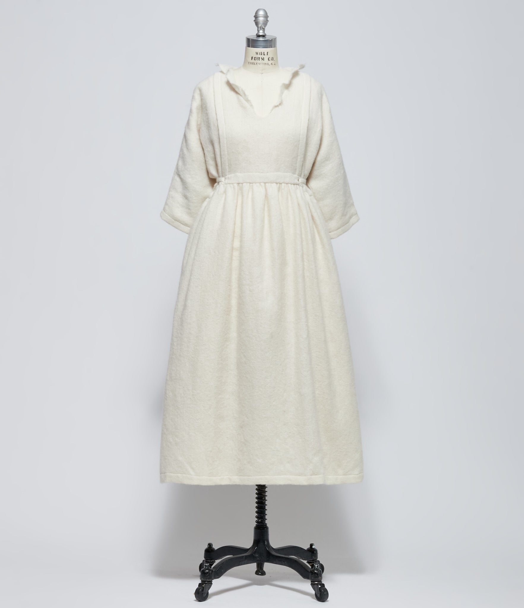 A Tentative Atelier Women's White Sinclair M Oversized V-Neck Wool Dress