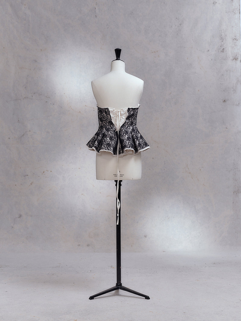 ANNOTHER [ARCHIVE] Black Vintage Lace Corset